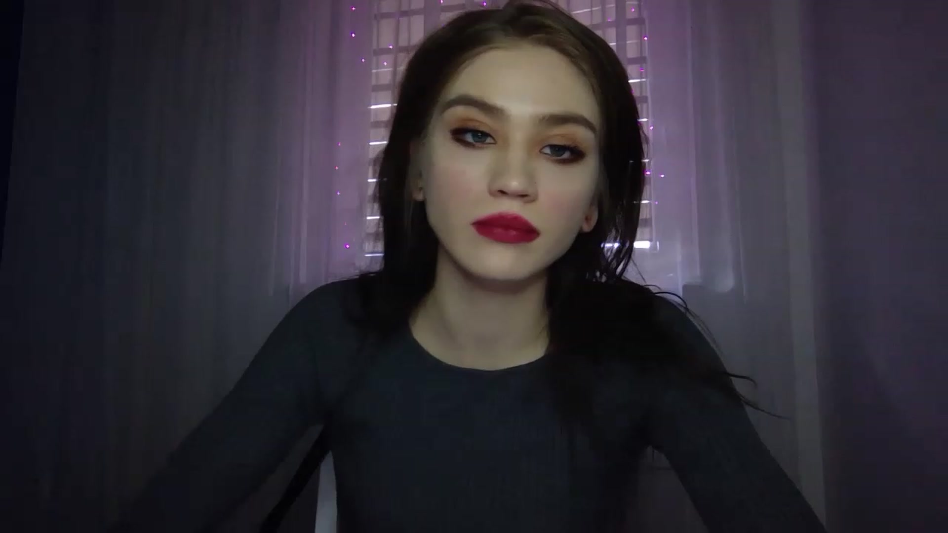 Gallery image thumbnail from Mufinmoon's myfreecams stream on, 04/04/2023, 09:50 image 9 of 20