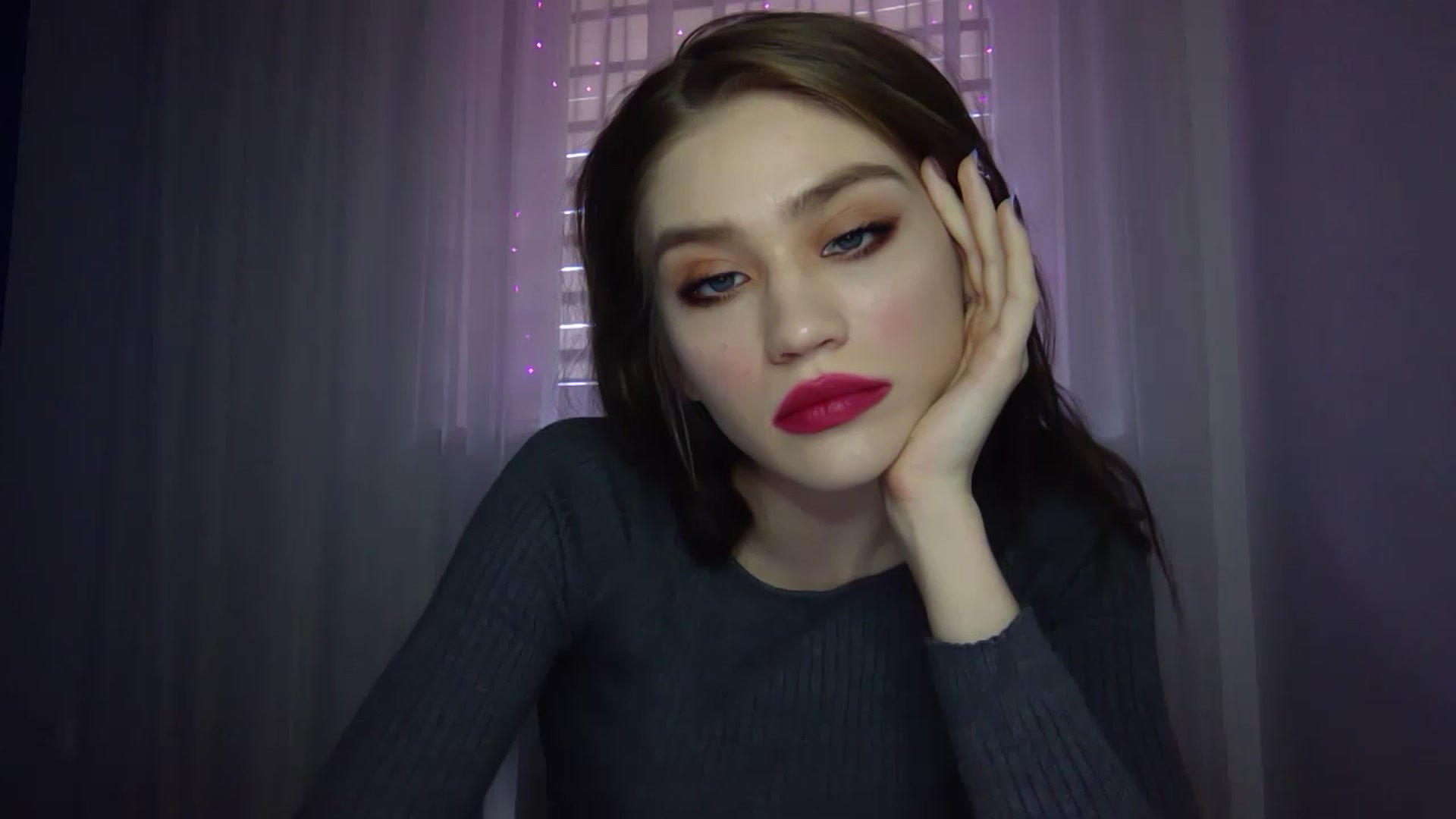 Gallery image thumbnail from Mufinmoon's myfreecams stream on, 04/04/2023, 09:50 image 13 of 20