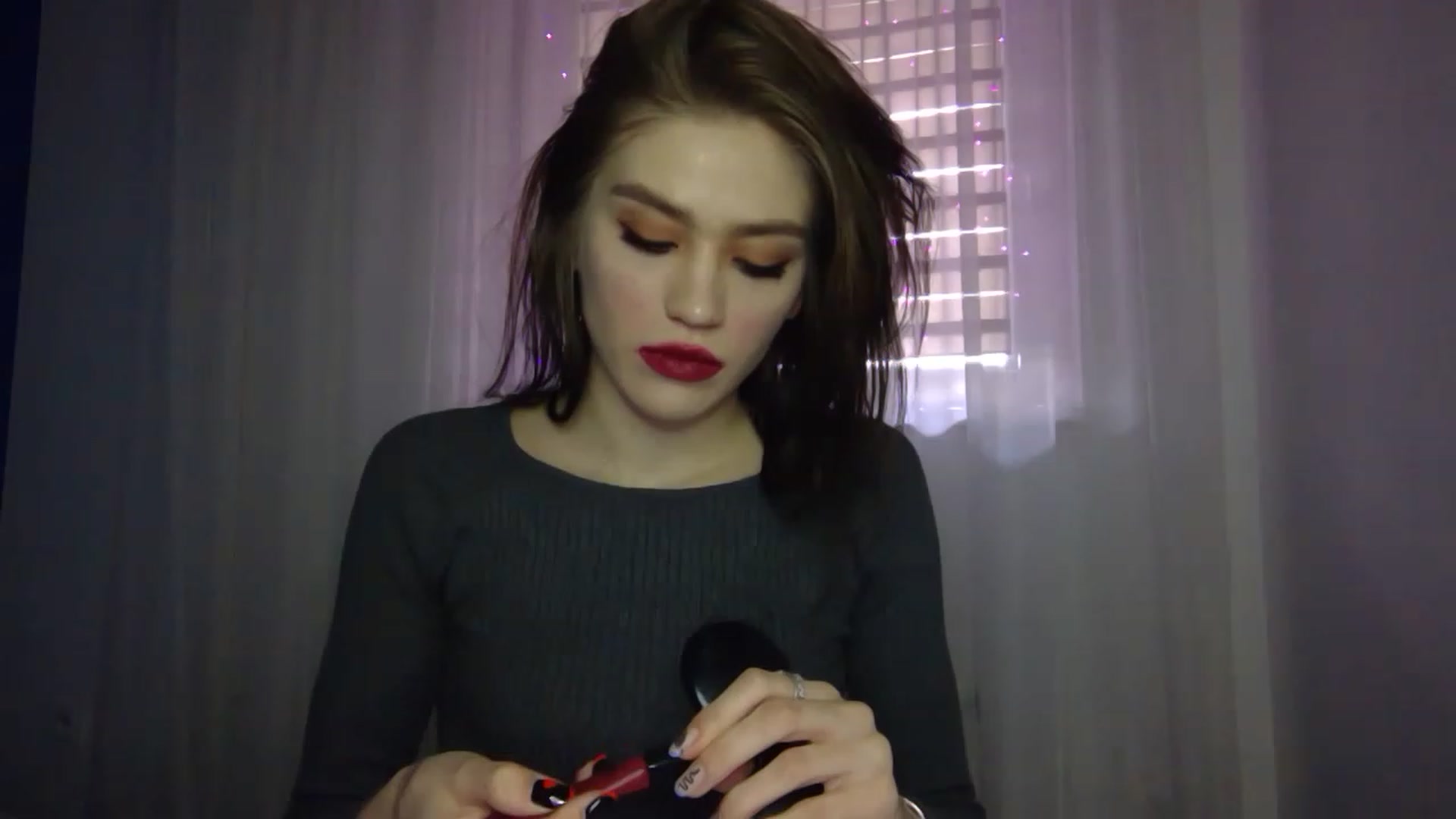 Gallery image thumbnail from Mufinmoon's myfreecams stream on, 04/04/2023, 10:24 image 11 of 20