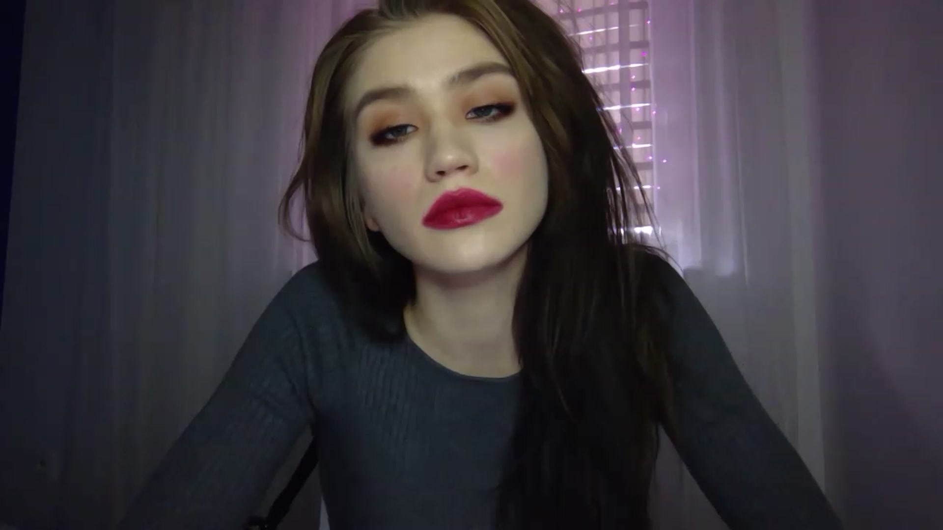 Gallery image thumbnail from Mufinmoon's myfreecams stream on, 04/04/2023, 10:24 image 16 of 20