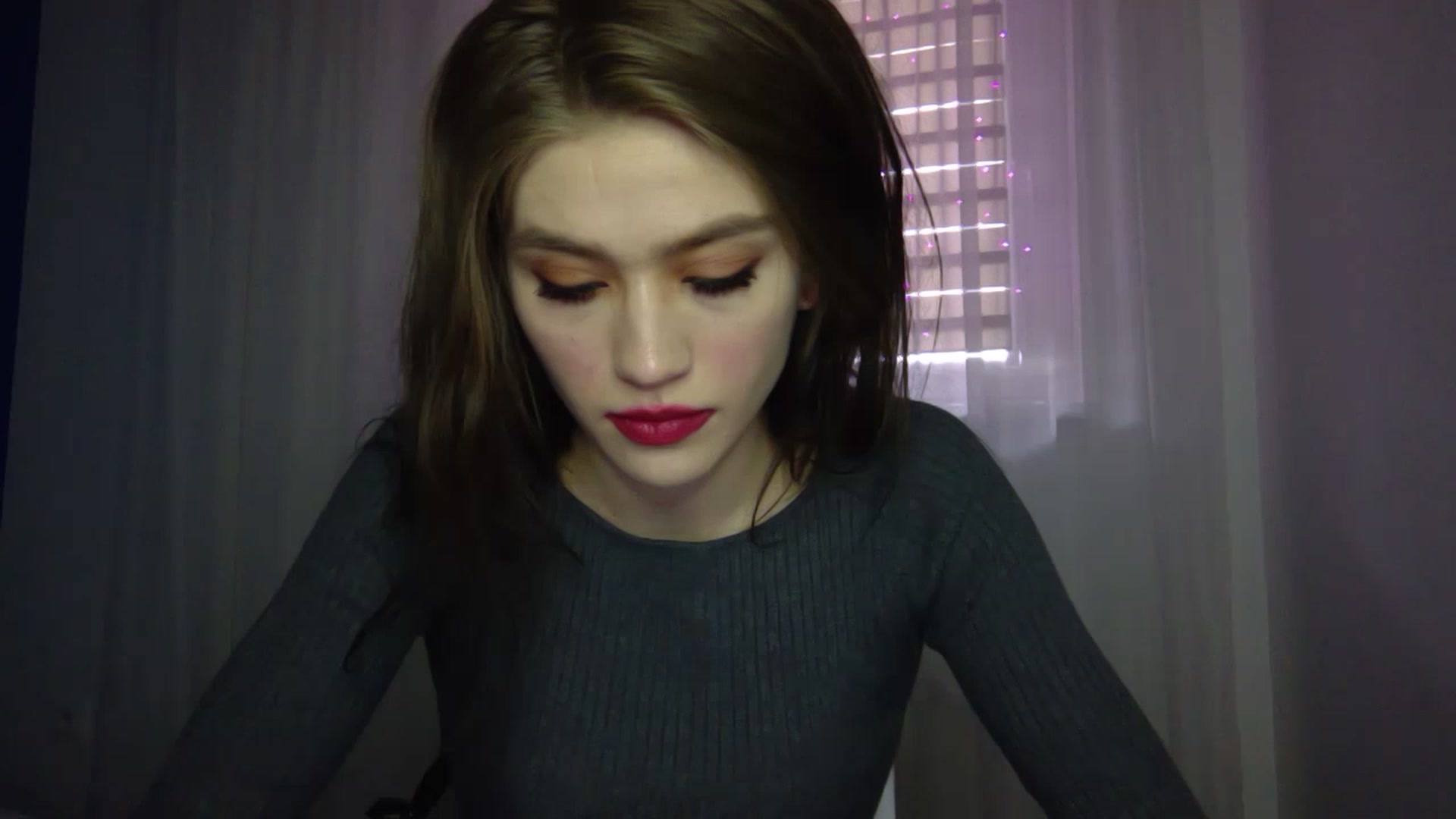 Gallery image thumbnail from Mufinmoon's myfreecams stream on, 04/04/2023, 10:24 image 2 of 20