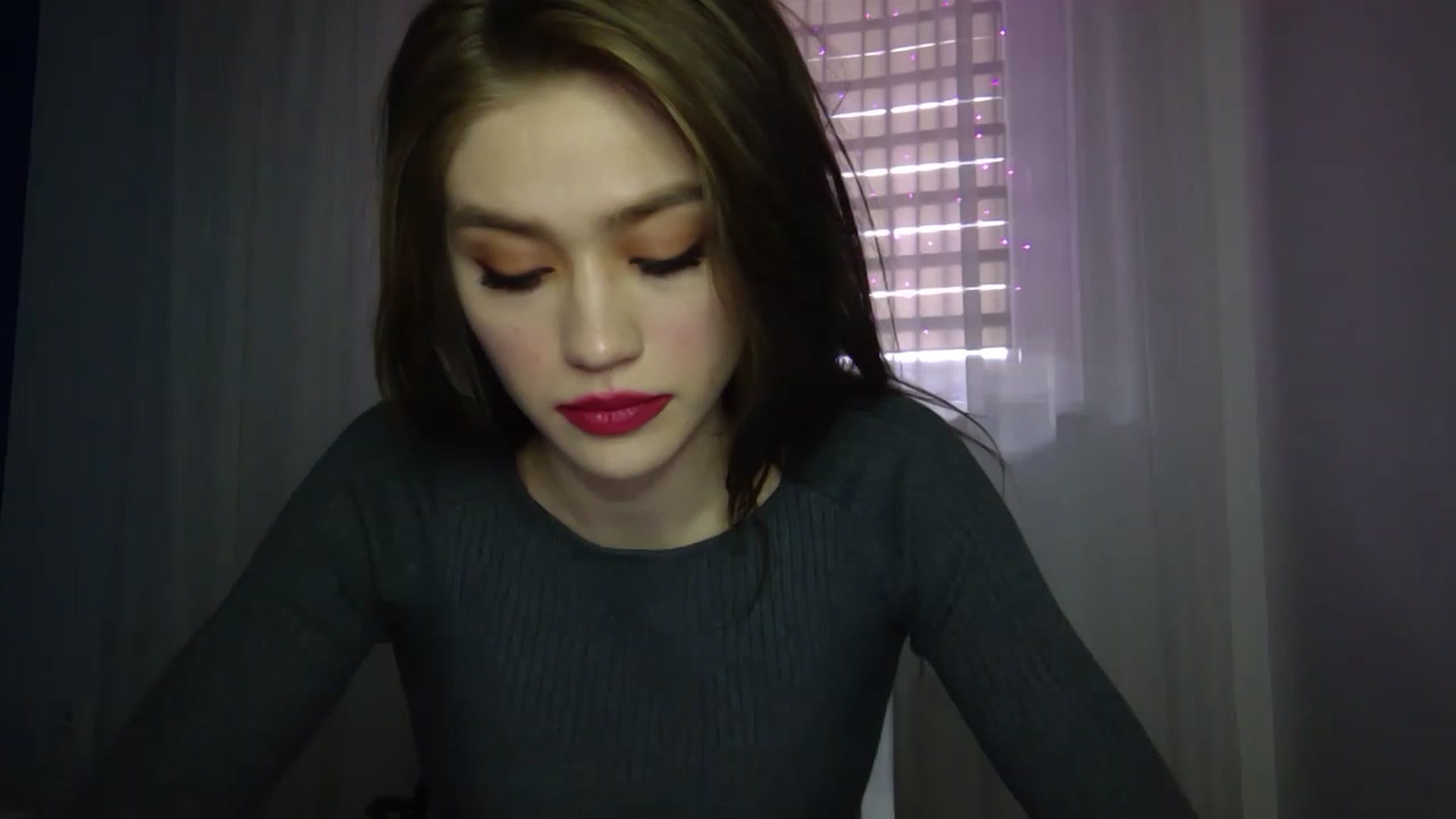 Gallery image thumbnail from Mufinmoon's myfreecams stream on, 04/04/2023, 10:24 image 8 of 20