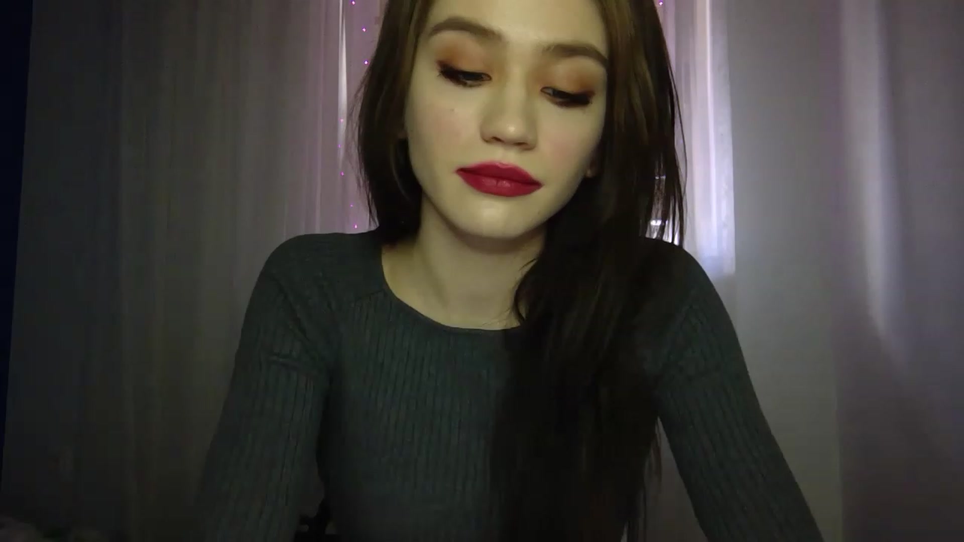 Gallery image thumbnail from Mufinmoon's myfreecams stream on, 04/04/2023, 11:10 image 13 of 20