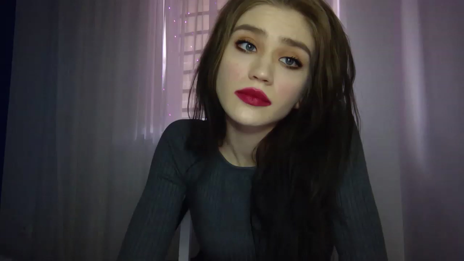 Gallery image thumbnail from Mufinmoon's myfreecams stream on, 04/04/2023, 11:10 image 1 of 20