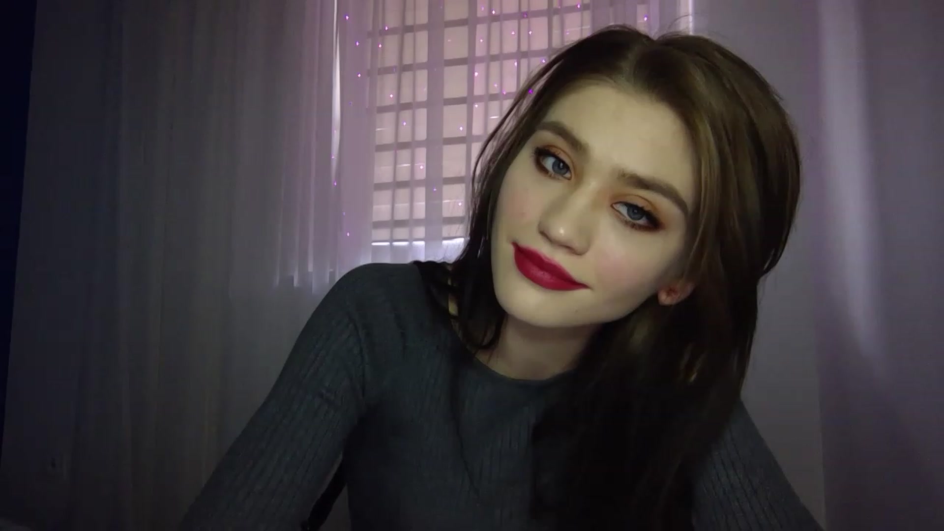 Gallery image thumbnail from Mufinmoon's myfreecams stream on, 04/04/2023, 11:10 image 11 of 20