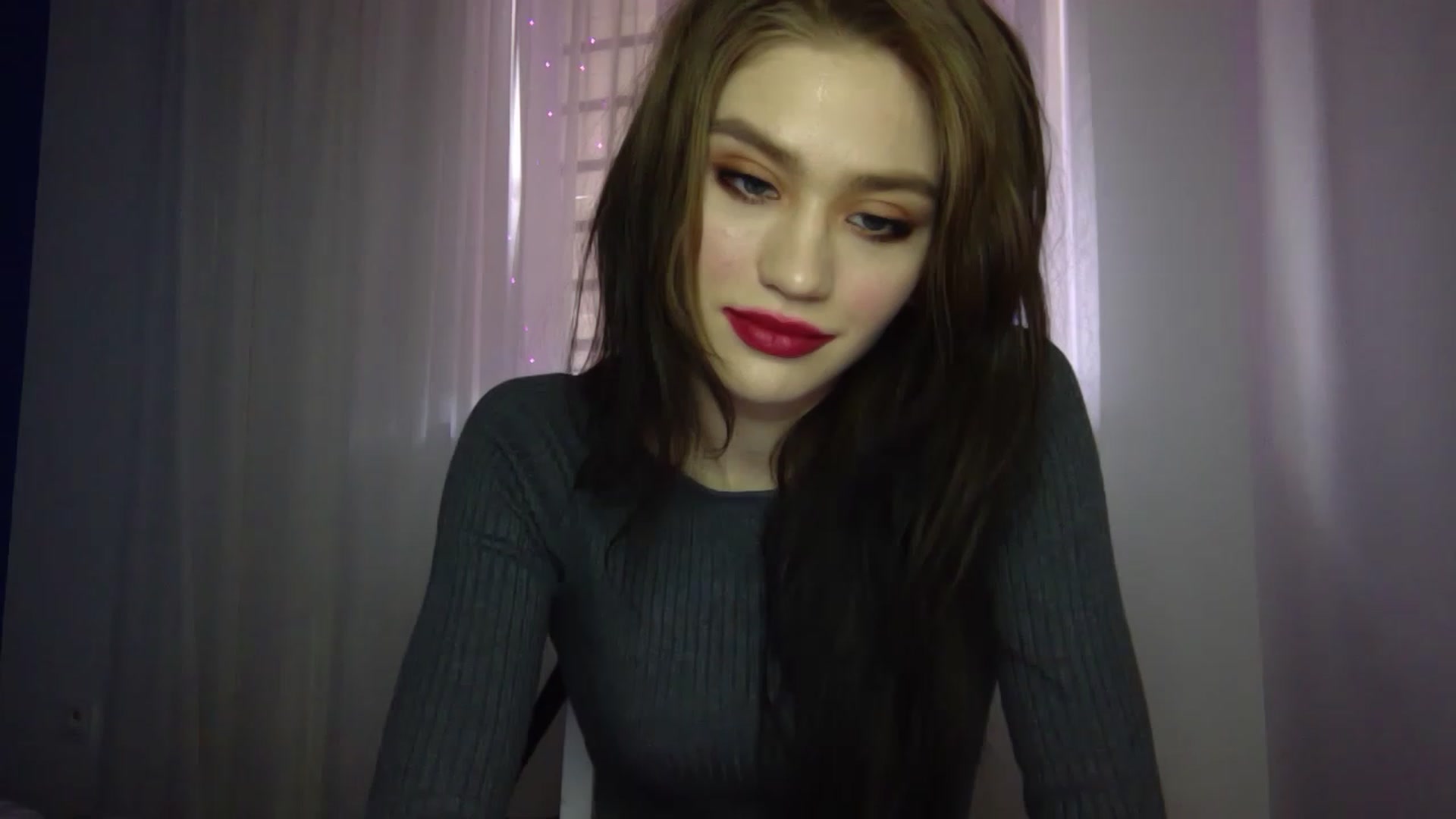 Gallery image thumbnail from Mufinmoon's myfreecams stream on, 04/04/2023, 11:10 image 2 of 20