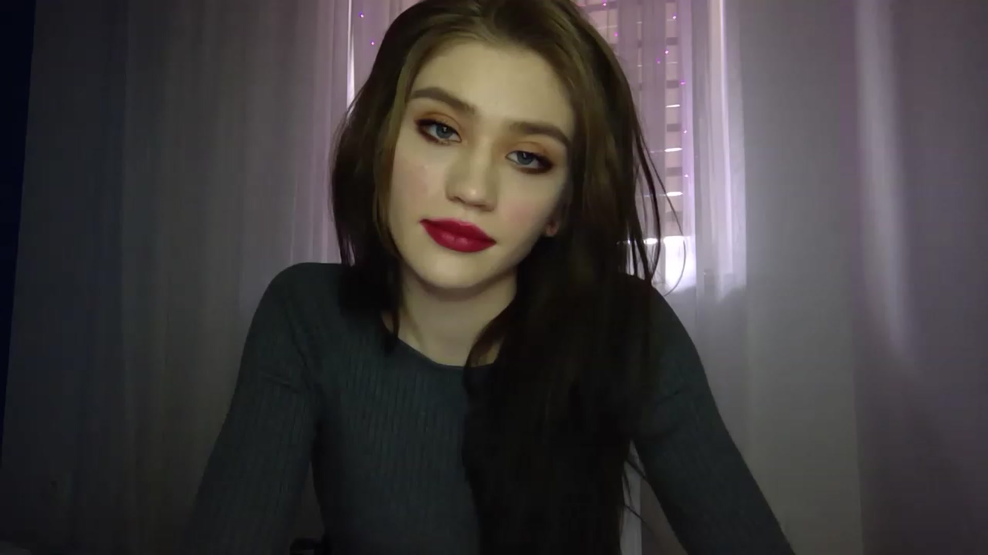 Gallery image thumbnail from Mufinmoon's myfreecams stream on, 04/04/2023, 11:10 image 8 of 20