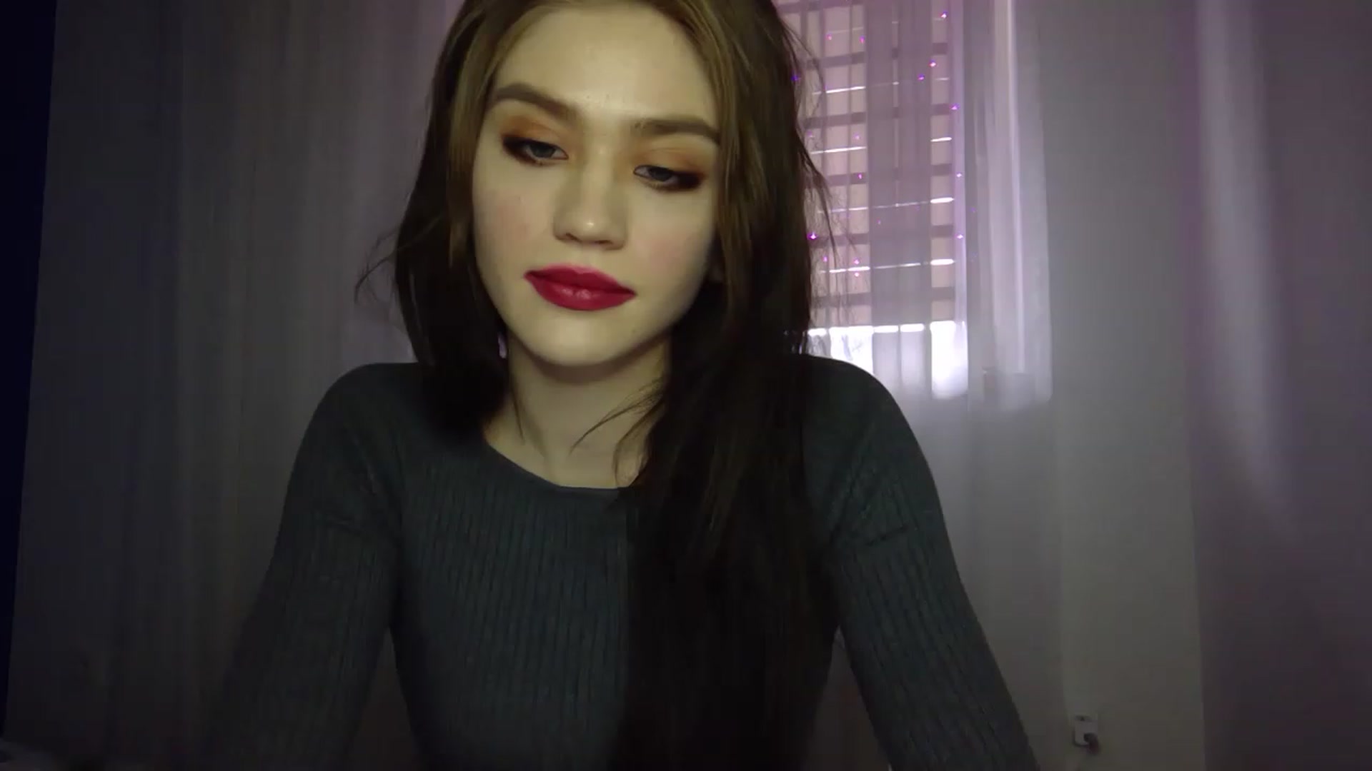 Gallery image thumbnail from Mufinmoon's myfreecams stream on, 04/04/2023, 11:41 image 3 of 20