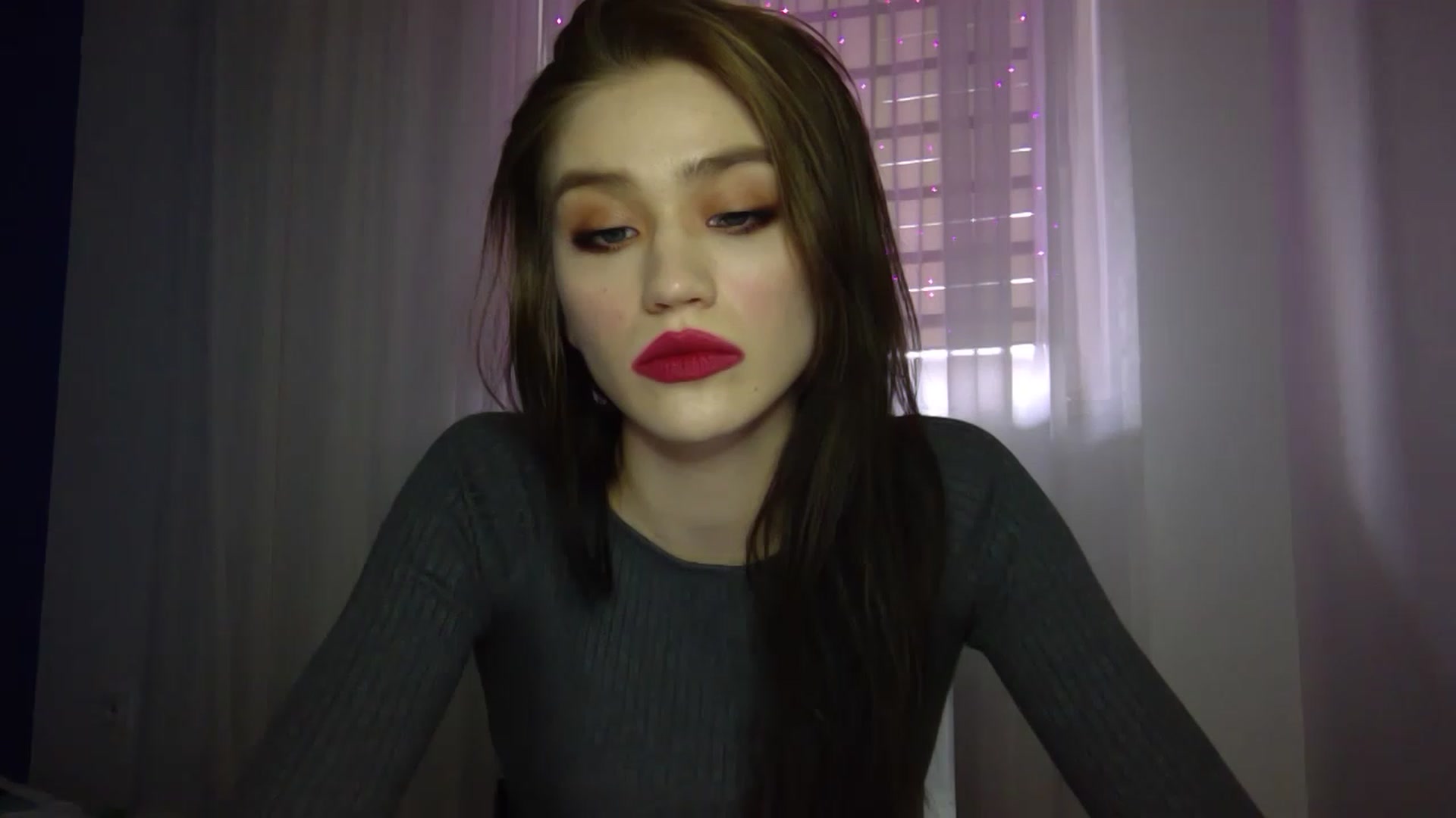 Gallery image thumbnail from Mufinmoon's myfreecams stream on, 04/04/2023, 13:07 image 17 of 20