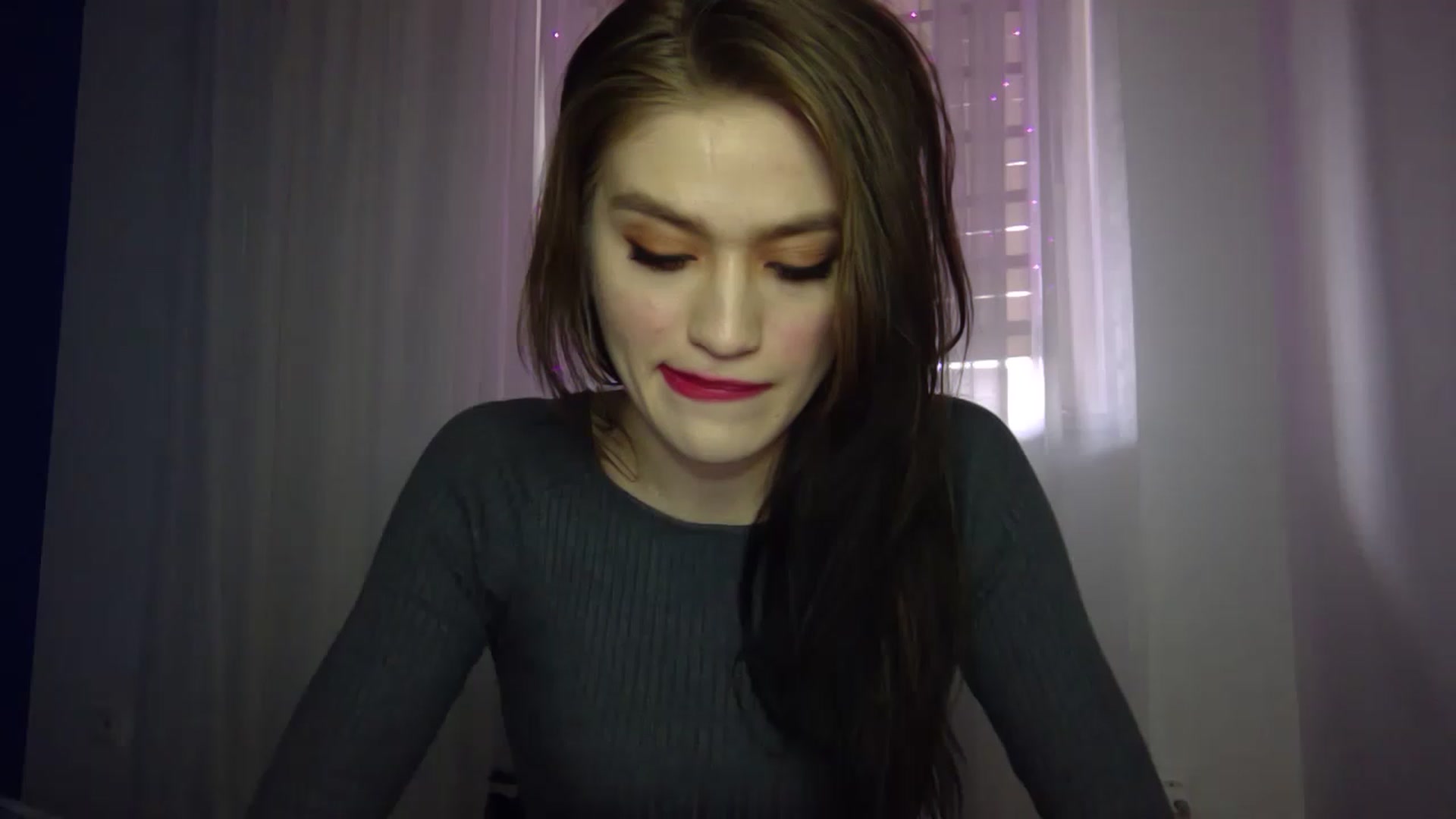 Gallery image thumbnail from Mufinmoon's myfreecams stream on, 04/04/2023, 13:07 image 1 of 20