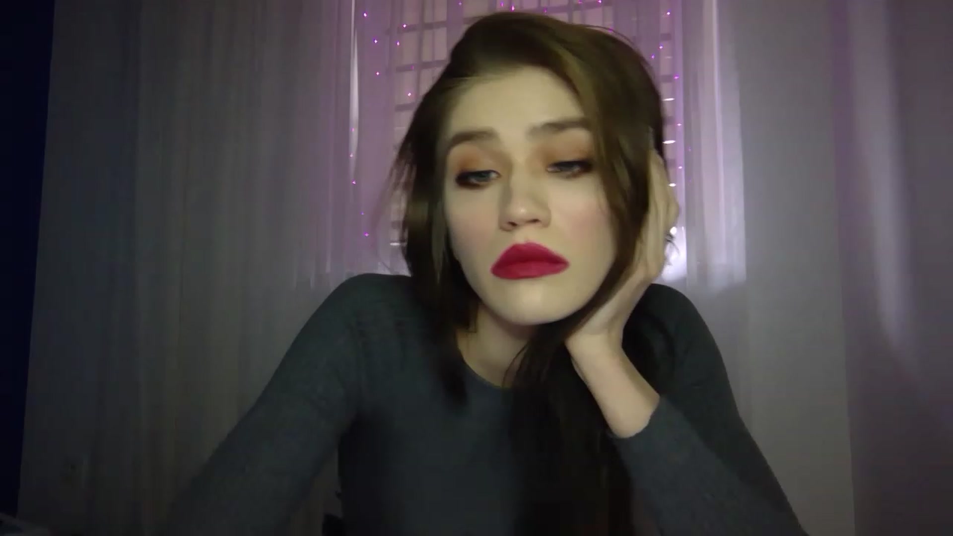 Gallery image thumbnail from Mufinmoon's myfreecams stream on, 04/04/2023, 13:07 image 10 of 20