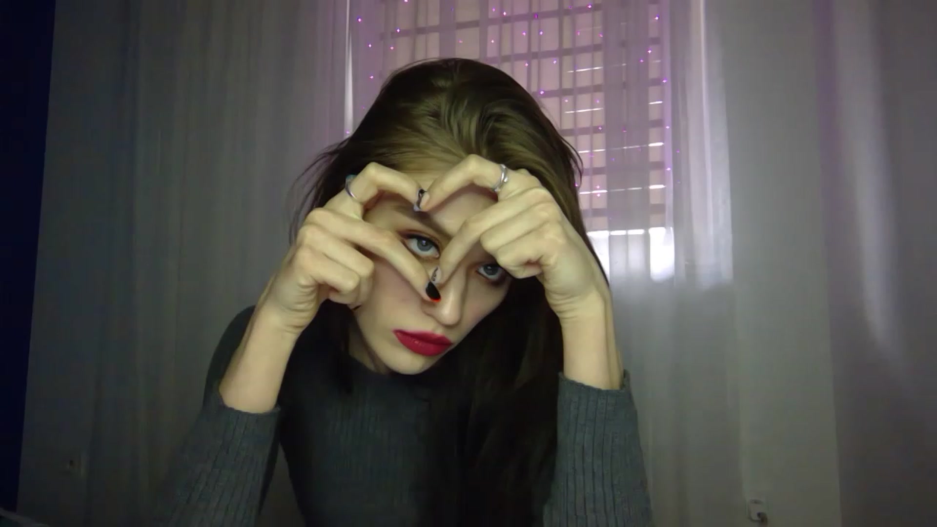 Gallery image thumbnail from Mufinmoon's myfreecams stream on, 04/04/2023, 13:07 image 11 of 20