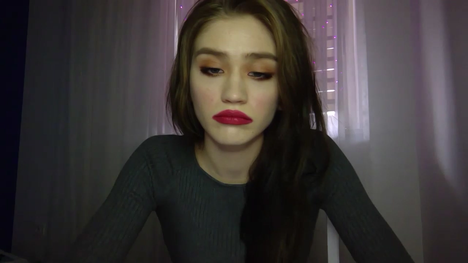 Gallery image thumbnail from Mufinmoon's myfreecams stream on, 04/04/2023, 13:41 image 19 of 20