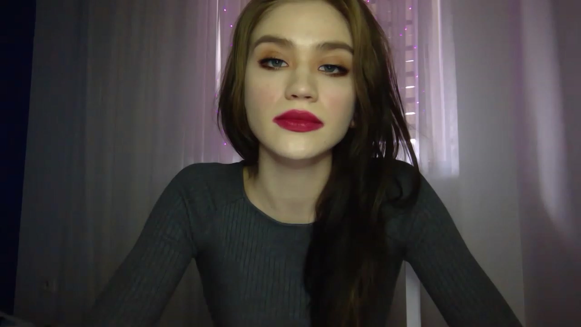 Gallery image thumbnail from Mufinmoon's myfreecams stream on, 04/04/2023, 13:41 image 16 of 20
