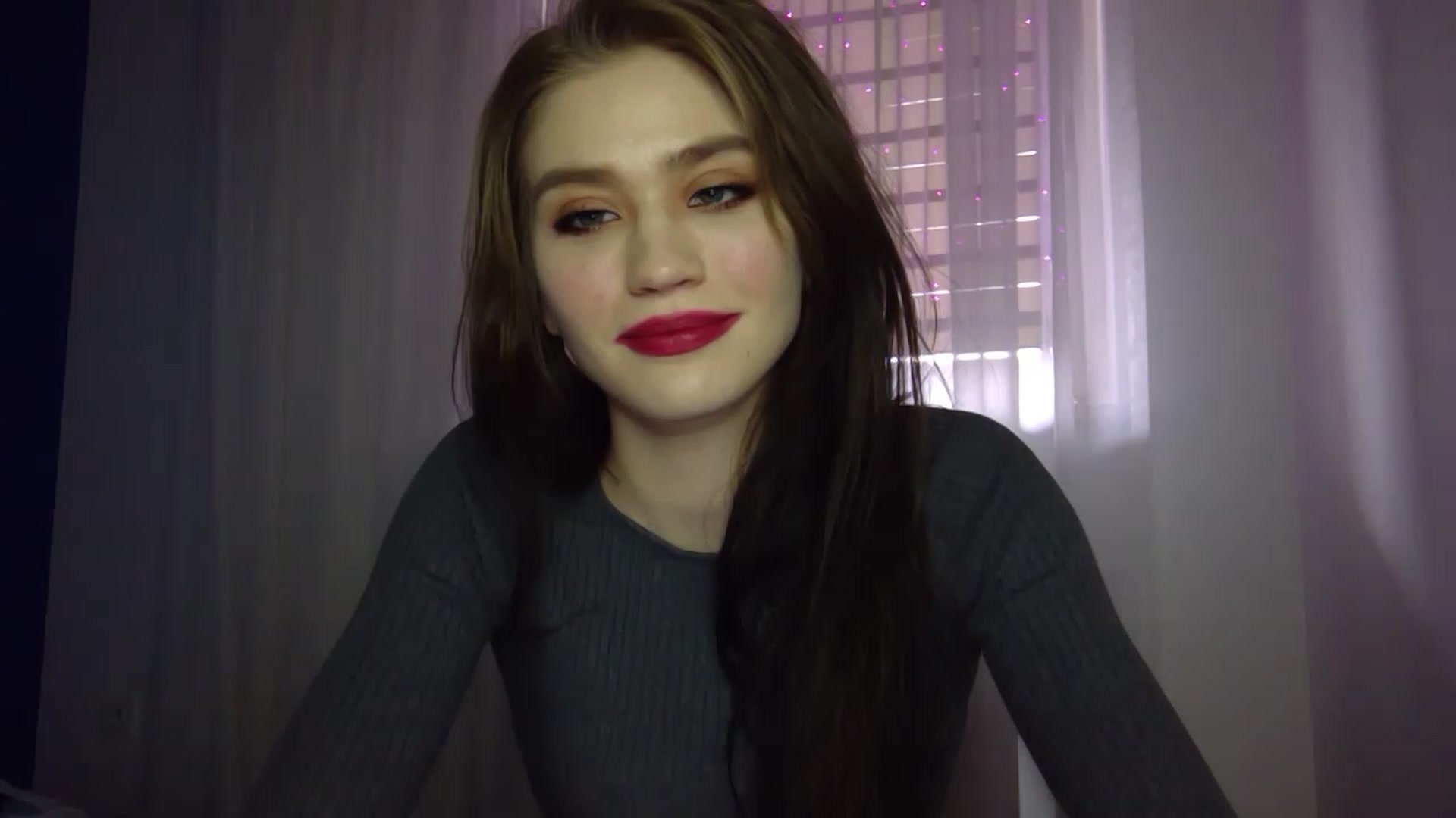 Gallery image thumbnail from Mufinmoon's myfreecams stream on, 04/04/2023, 13:41 image 9 of 20