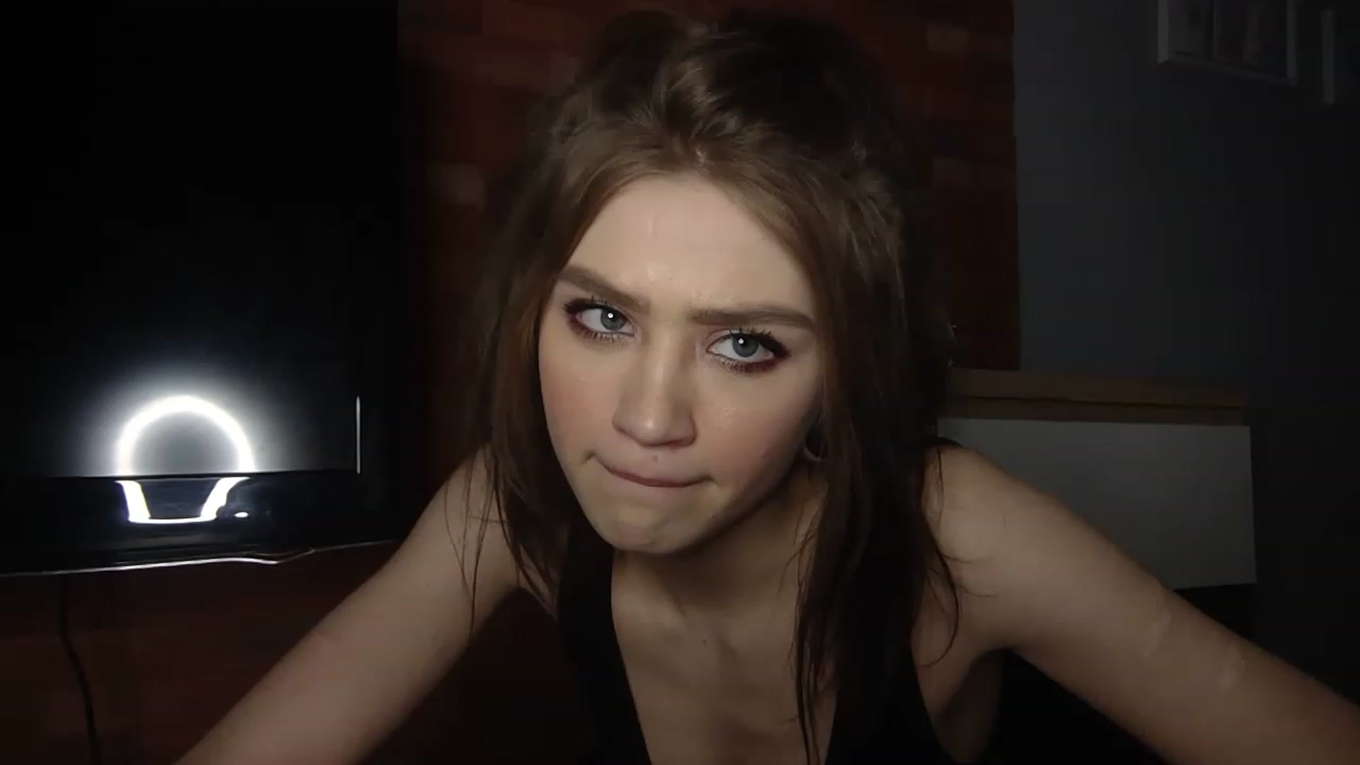 Gallery image thumbnail from Mufinmoon's myfreecams stream on, 04/16/2023, 20:00 image 17 of 20