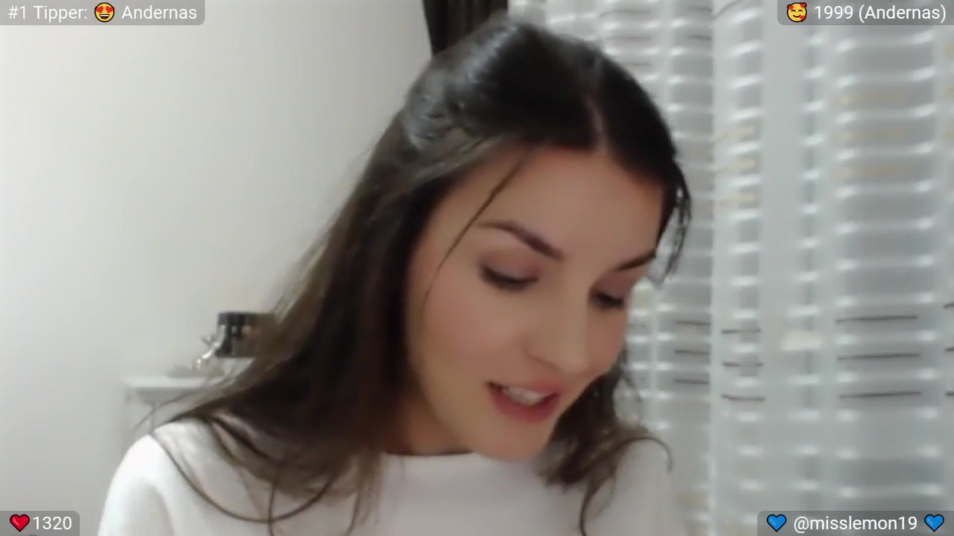 Gallery image thumbnail from Mulberry's myfreecams stream on, 09/29/2024, 24:26 image 18 of 20