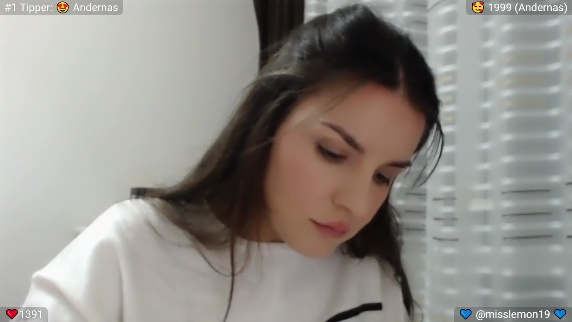 Gallery image thumbnail from Mulberry's myfreecams stream on, 09/29/2024, 24:26 image 10 of 20