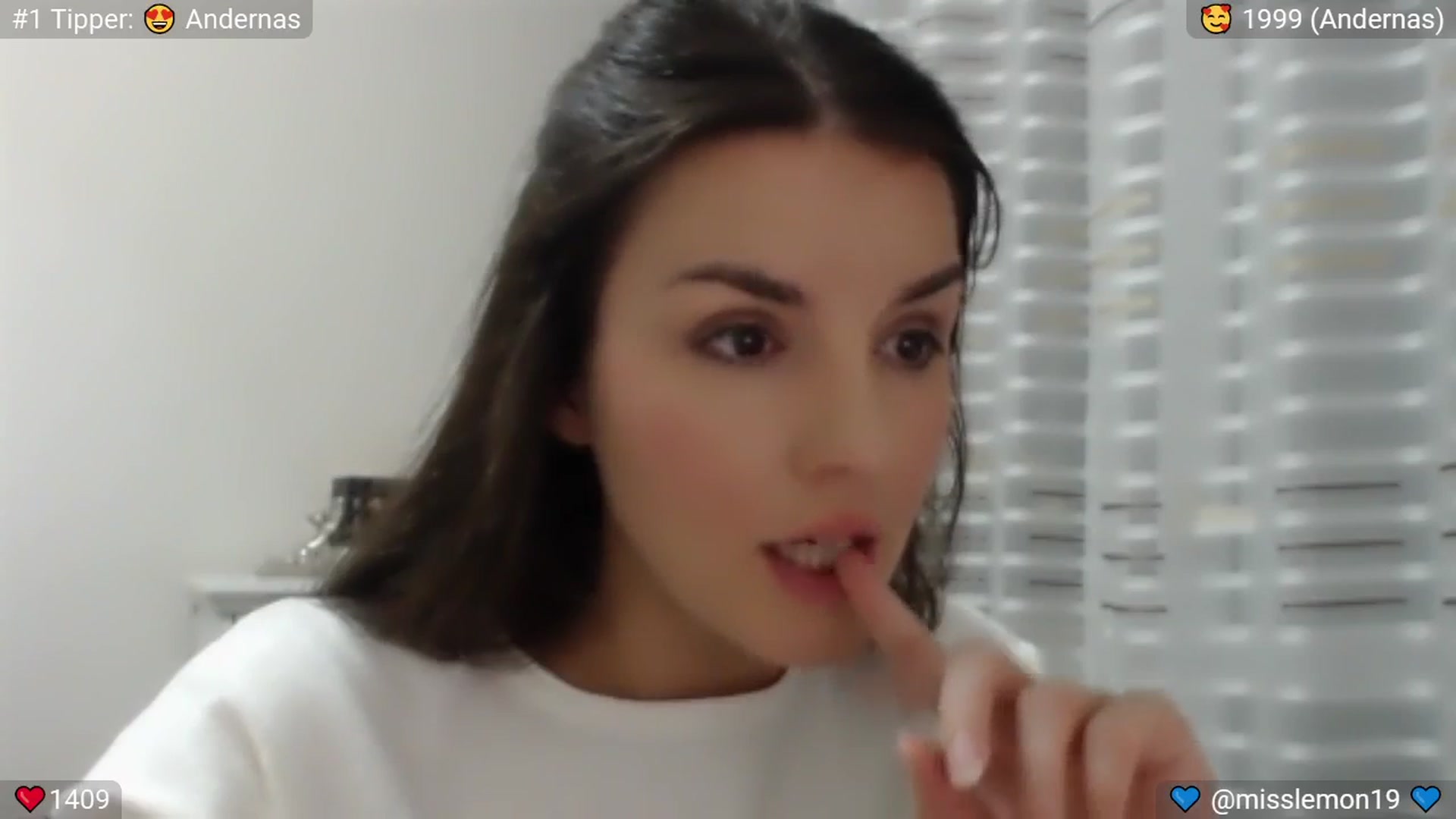 Gallery image thumbnail from Mulberry's myfreecams stream on, 09/29/2024, 24:26 image 8 of 20