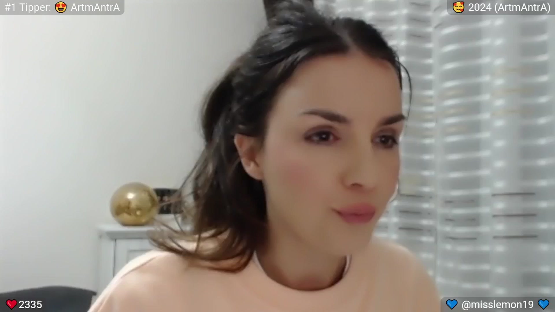 Gallery image thumbnail from Mulberry's myfreecams stream on, 10/13/2024, 24:23 image 5 of 20