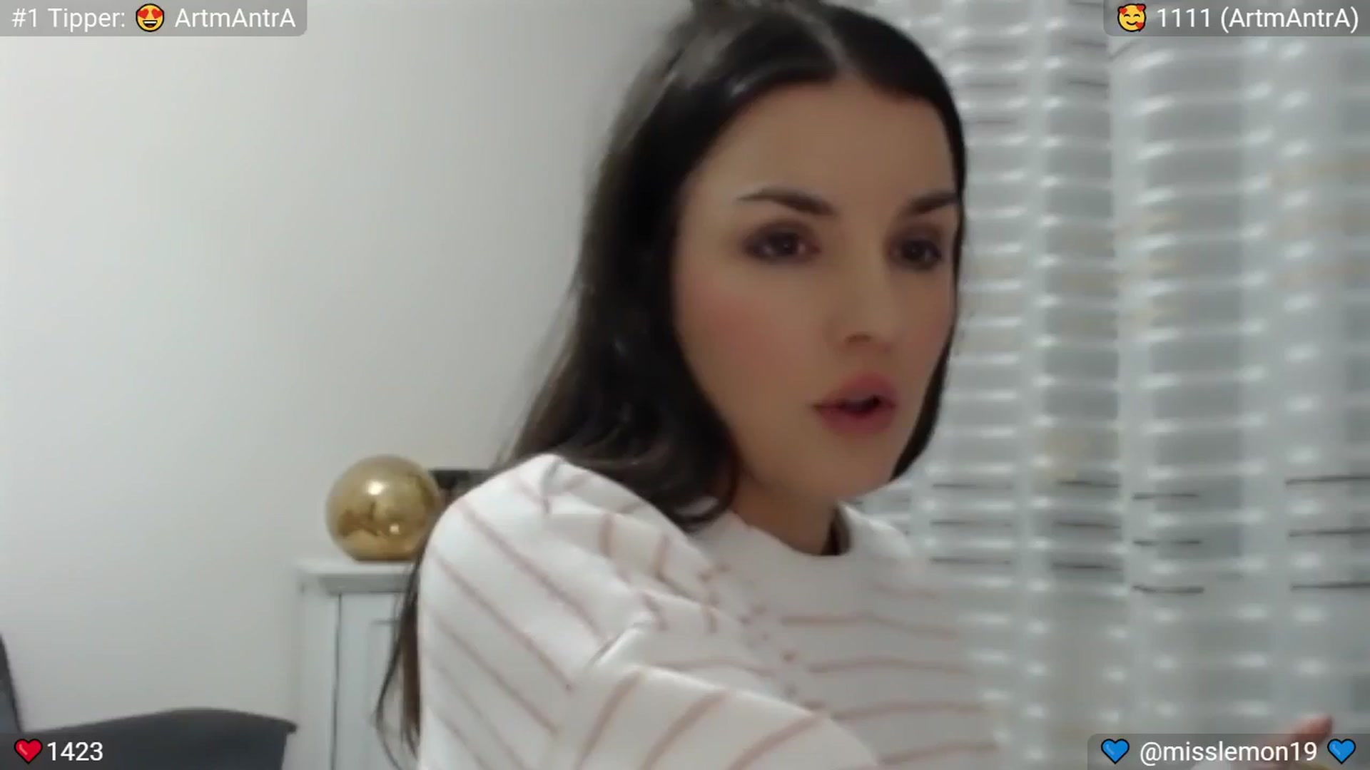 Gallery image thumbnail from Mulberry's myfreecams stream on, 10/14/2024, 24:12 image 15 of 20