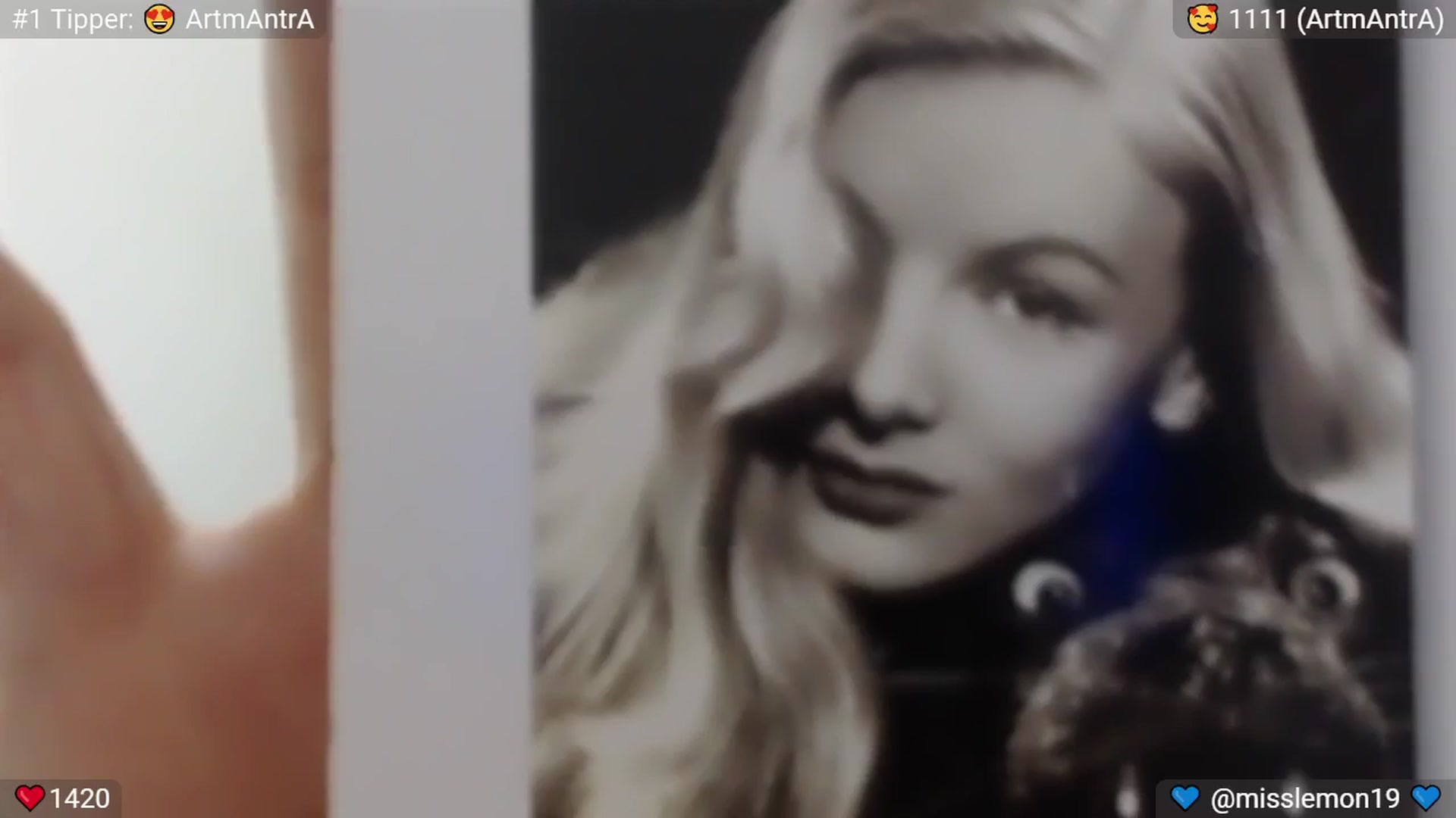 Gallery image thumbnail from Mulberry's myfreecams stream on, 10/14/2024, 24:12 image 19 of 20