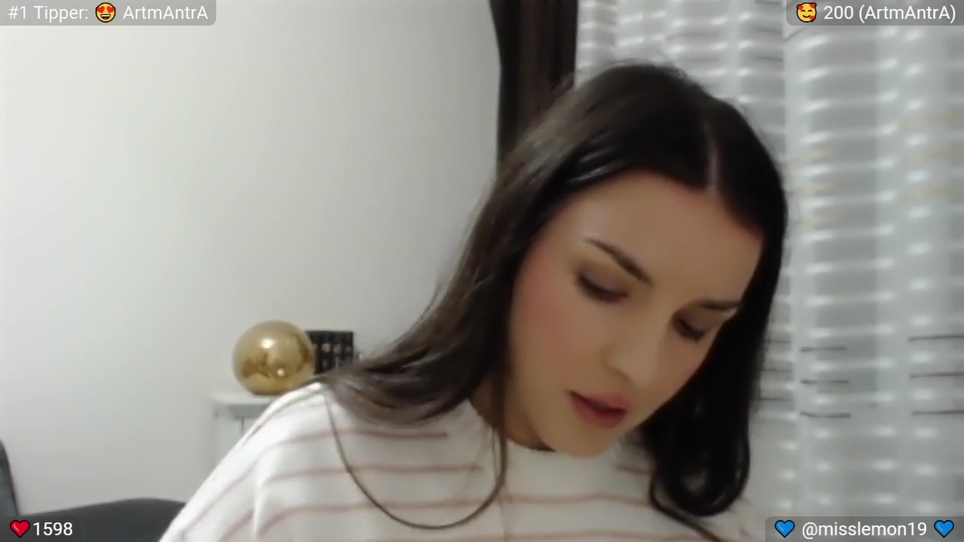 Gallery image thumbnail from Mulberry's myfreecams stream on, 10/14/2024, 24:12 image 6 of 20