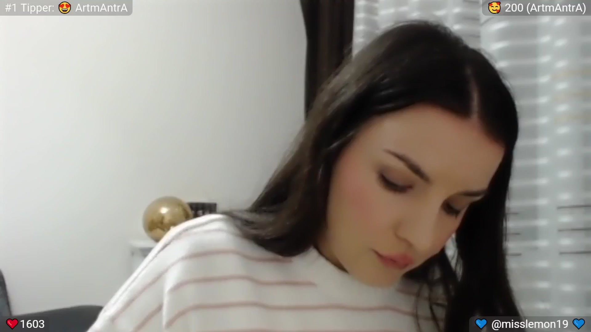 Gallery image thumbnail from Mulberry's myfreecams stream on, 10/14/2024, 24:12 image 5 of 20