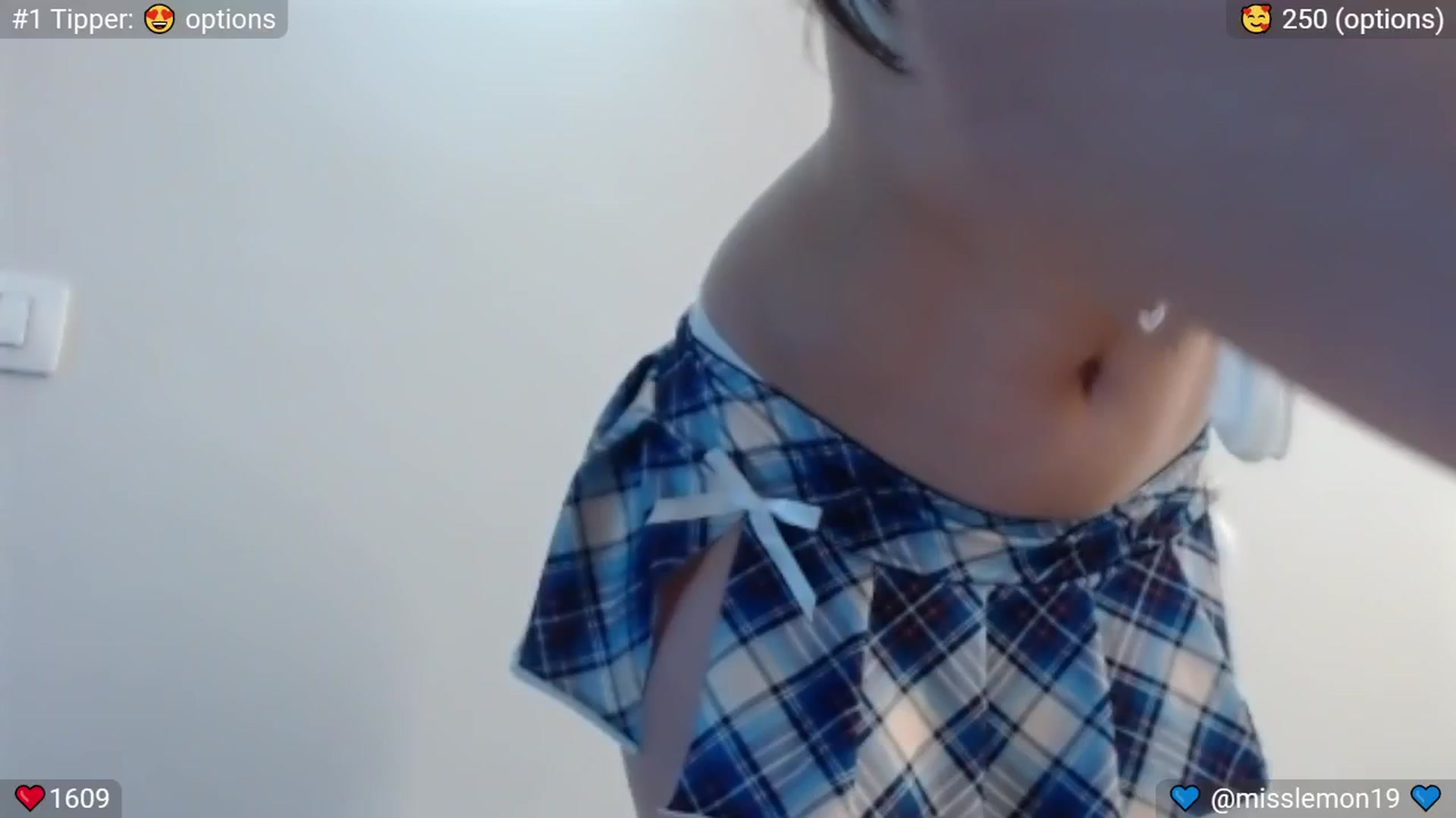 Gallery image thumbnail from Mulberry's myfreecams stream on, 10/18/2024, 21:38 image 17 of 20