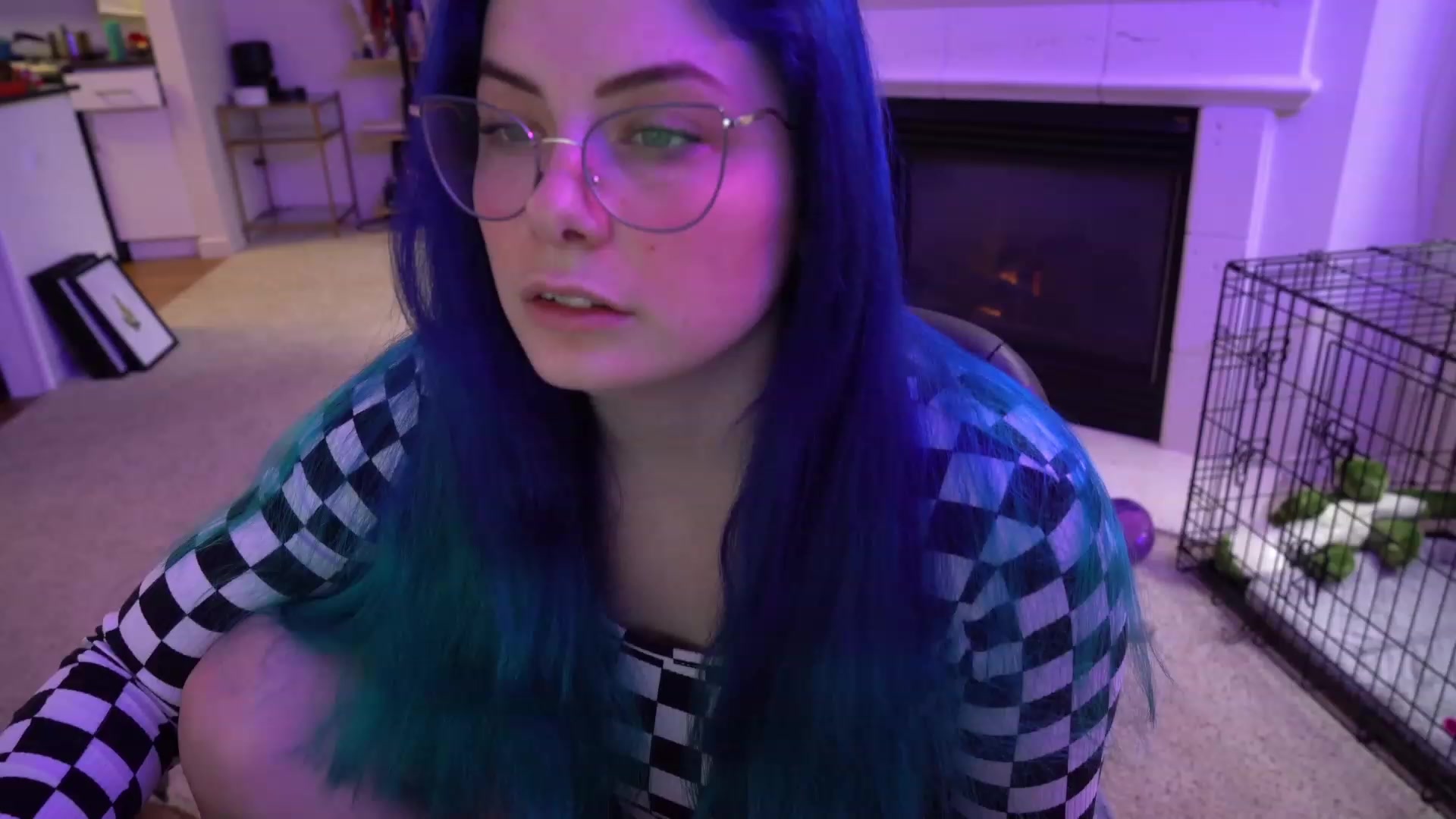 Gallery image thumbnail from MunchaQuchi's myfreecams stream on, 02/04/2023, 24:02 image 13 of 20