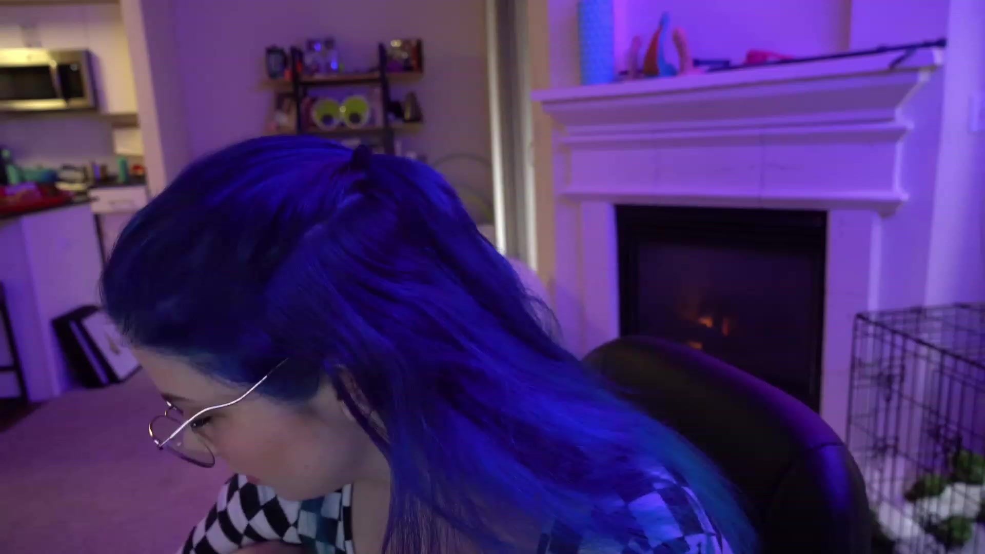 Gallery image thumbnail from MunchaQuchi's myfreecams stream on, 02/04/2023, 24:02 image 4 of 20