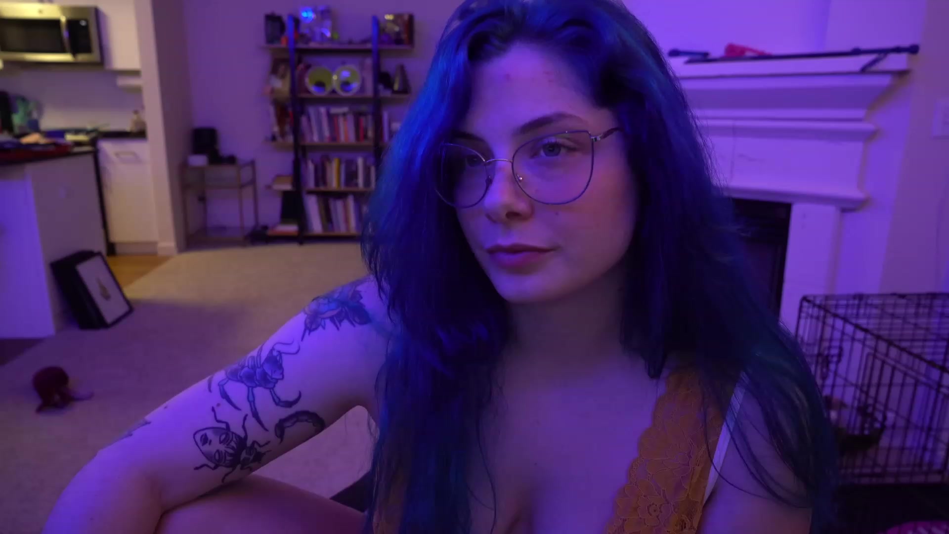 Gallery image thumbnail from MunchaQuchi's myfreecams stream on, 02/12/2023, 02:25 image 15 of 20