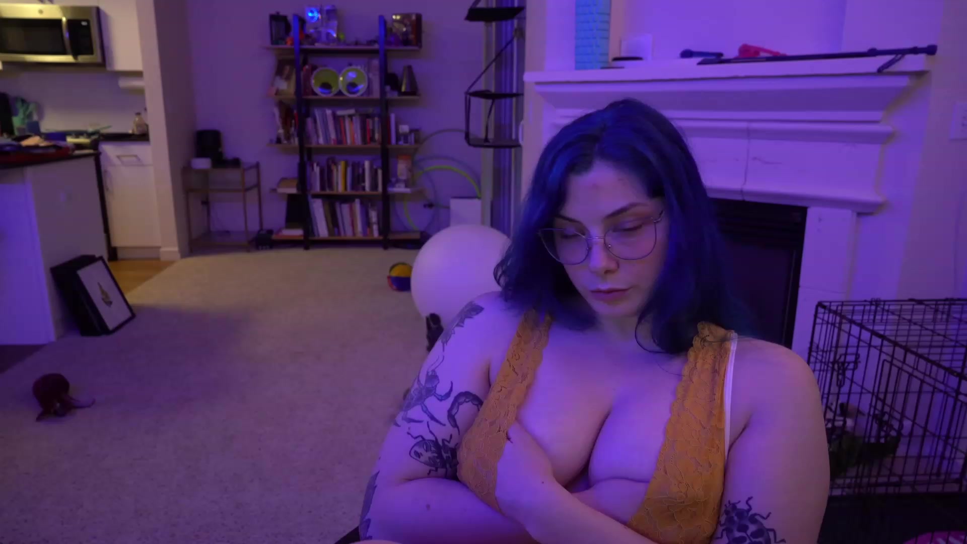 Gallery image thumbnail from MunchaQuchi's myfreecams stream on, 02/12/2023, 02:25 image 5 of 20