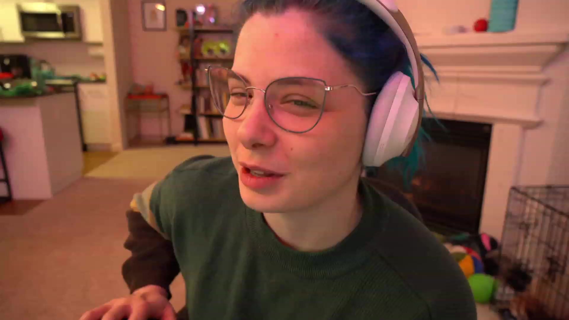Gallery image thumbnail from MunchaQuchi's myfreecams stream on, 02/21/2023, 02:15 image 5 of 20