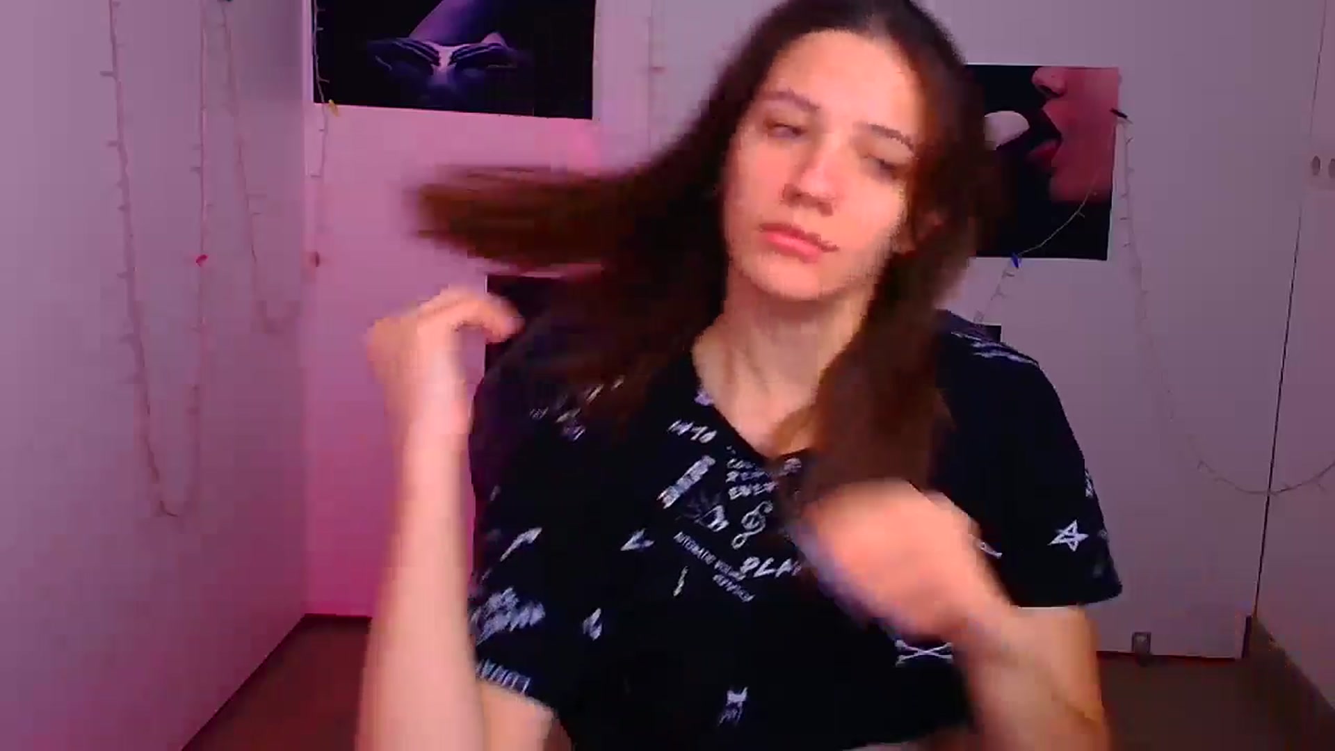 Gallery image thumbnail from Mur_mia_mur's myfreecams stream on, 12/12/2024, 07:12 image 10 of 20
