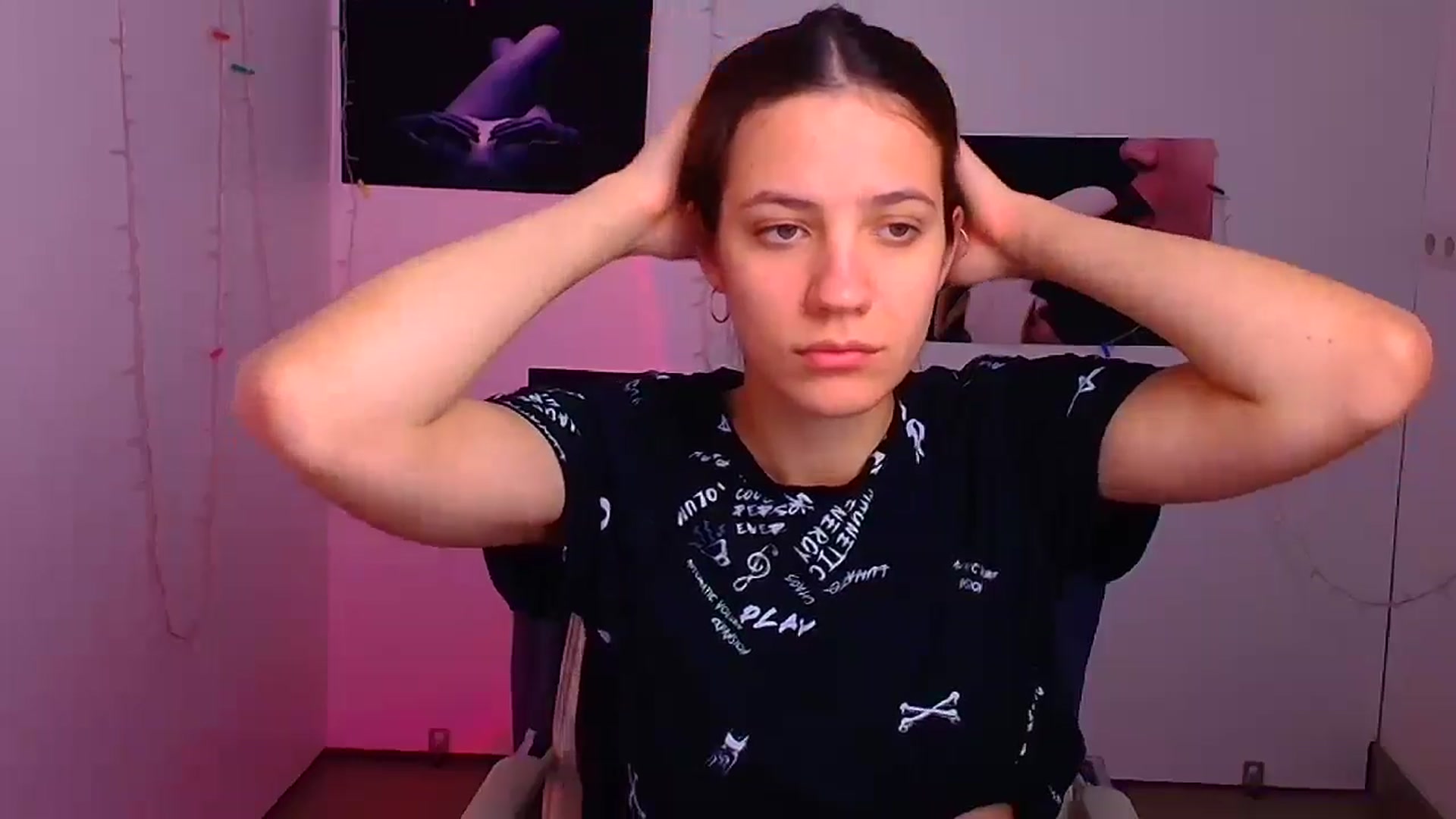 Gallery image thumbnail from Mur_mia_mur's myfreecams stream on, 12/12/2024, 07:12 image 9 of 20