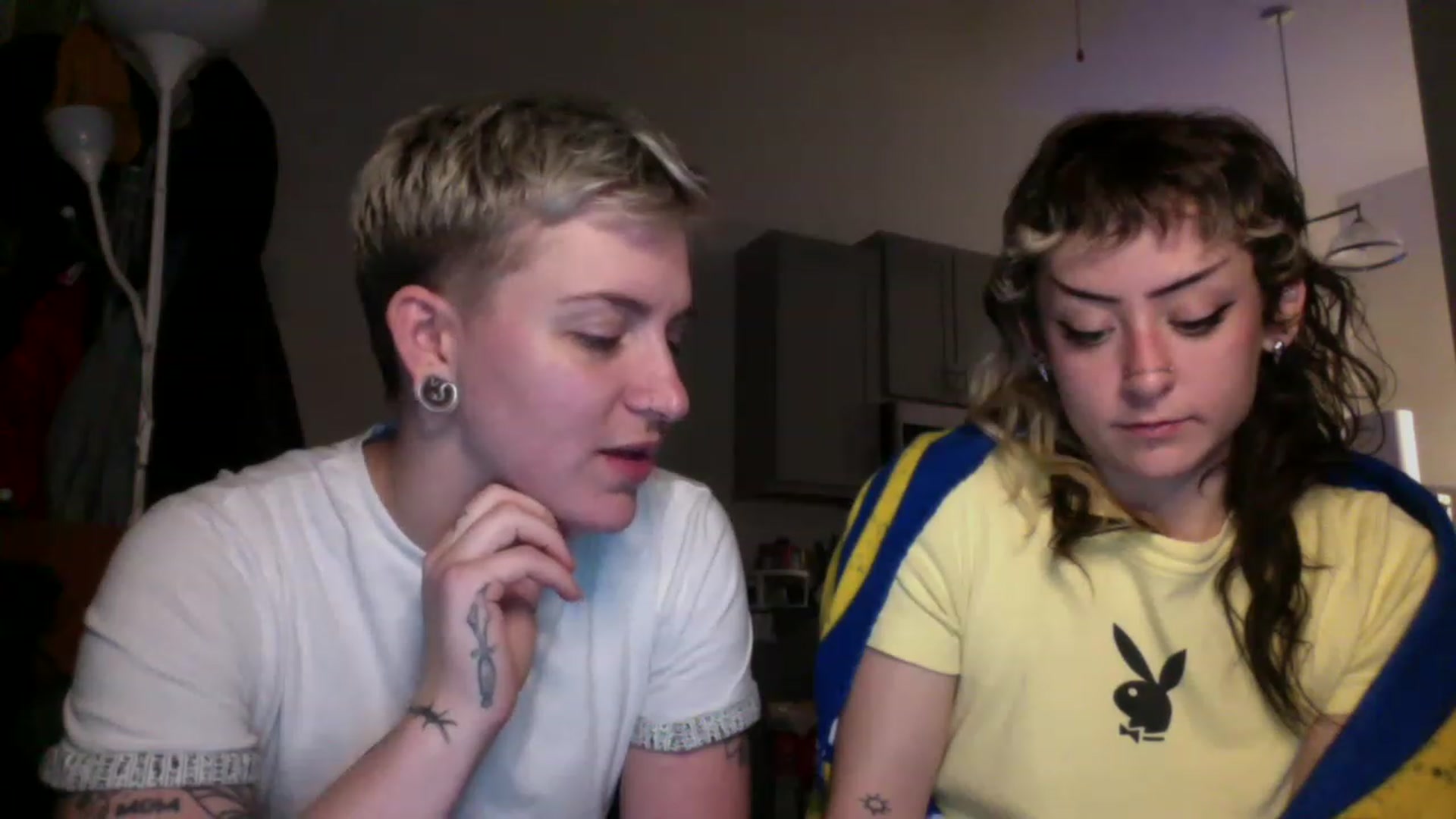 Gallery image thumbnail from Murphyfucks's myfreecams stream on, 12/19/2022, 08:41 image 16 of 20