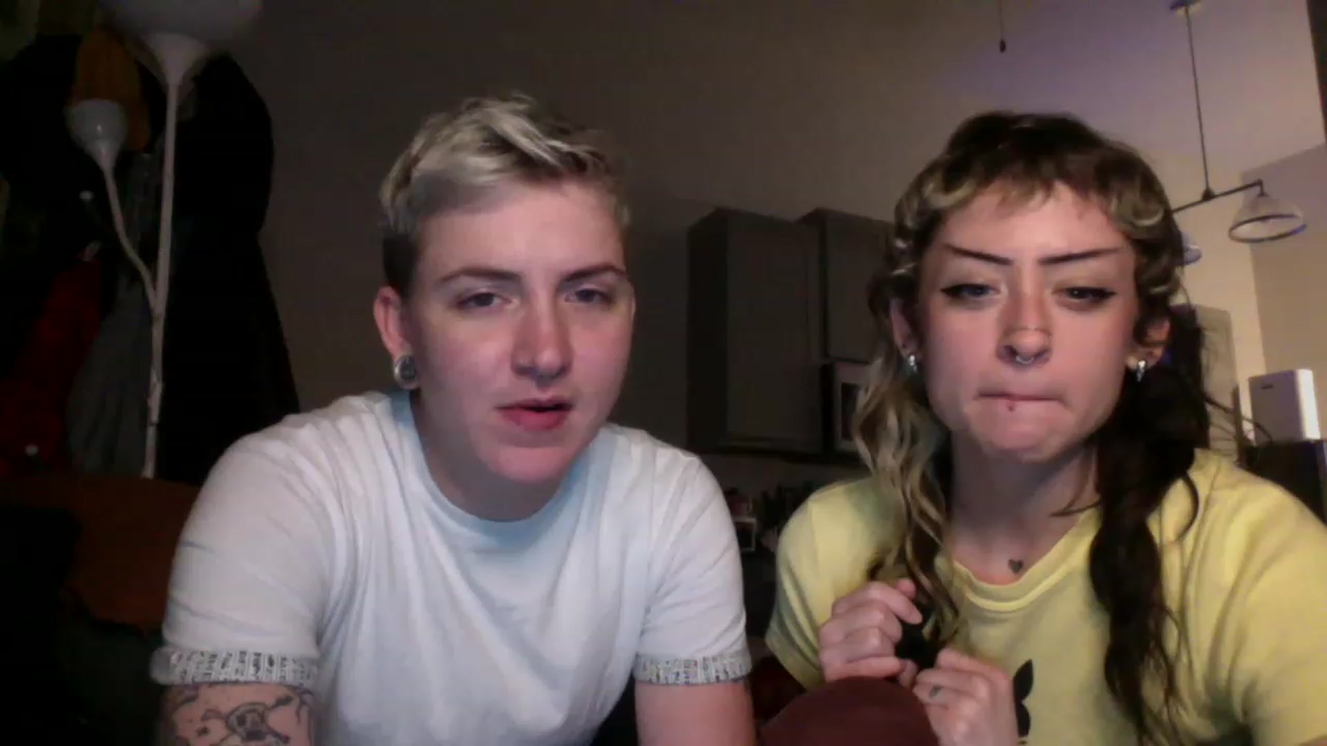 Gallery image thumbnail from Murphyfucks's myfreecams stream on, 12/19/2022, 08:41 image 5 of 20