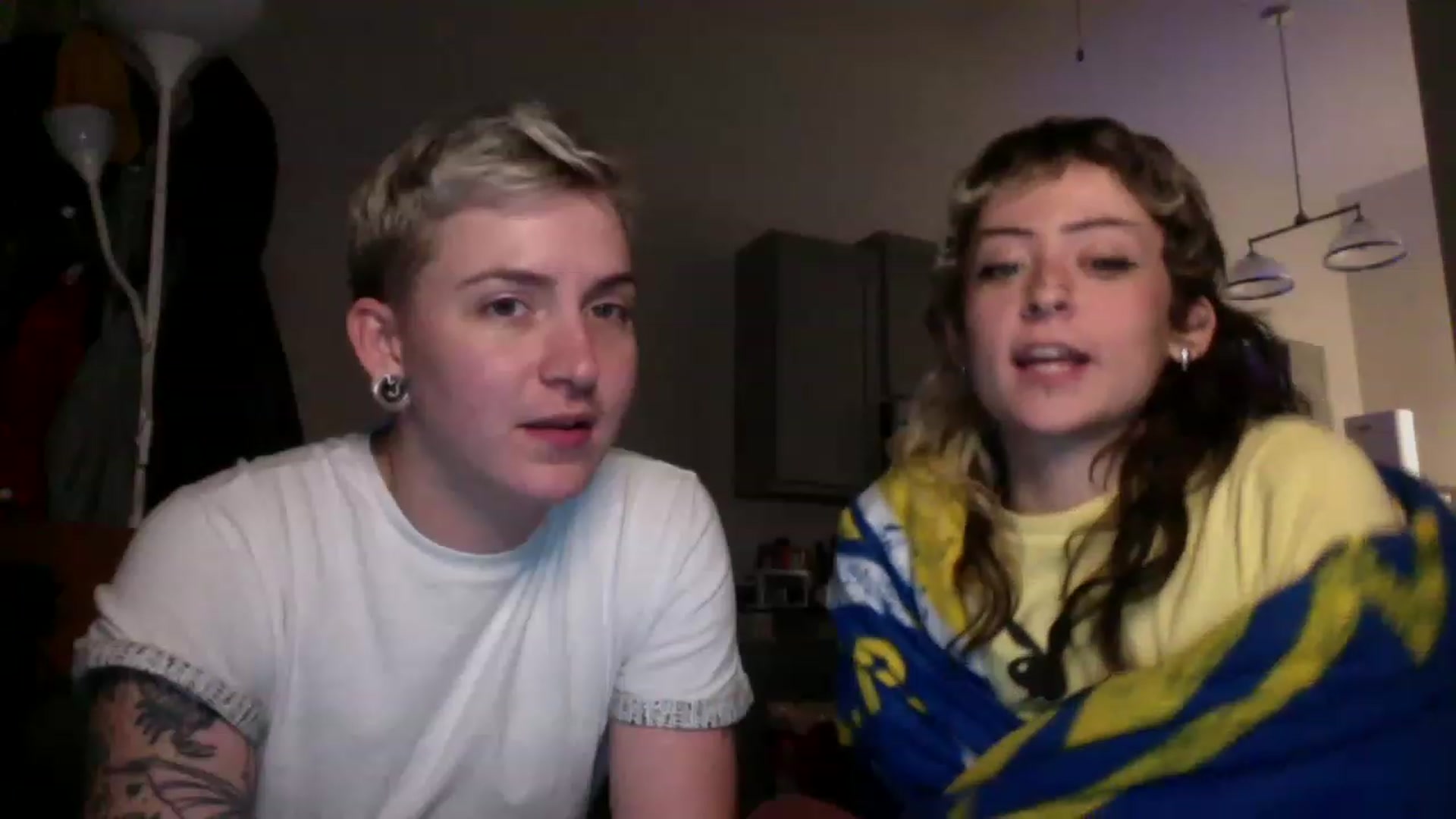 Gallery image thumbnail from Murphyfucks's myfreecams stream on, 12/19/2022, 08:41 image 12 of 20