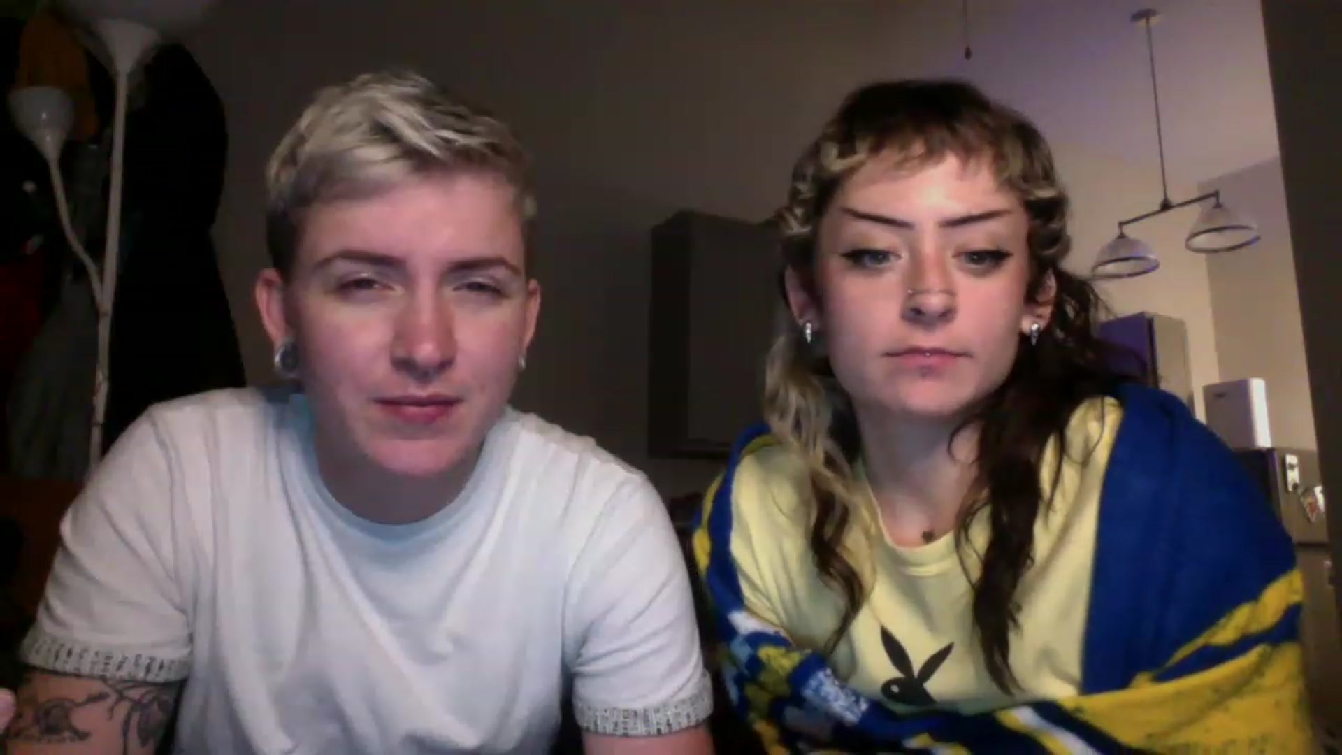 Gallery image thumbnail from Murphyfucks's myfreecams stream on, 12/19/2022, 08:41 image 18 of 20