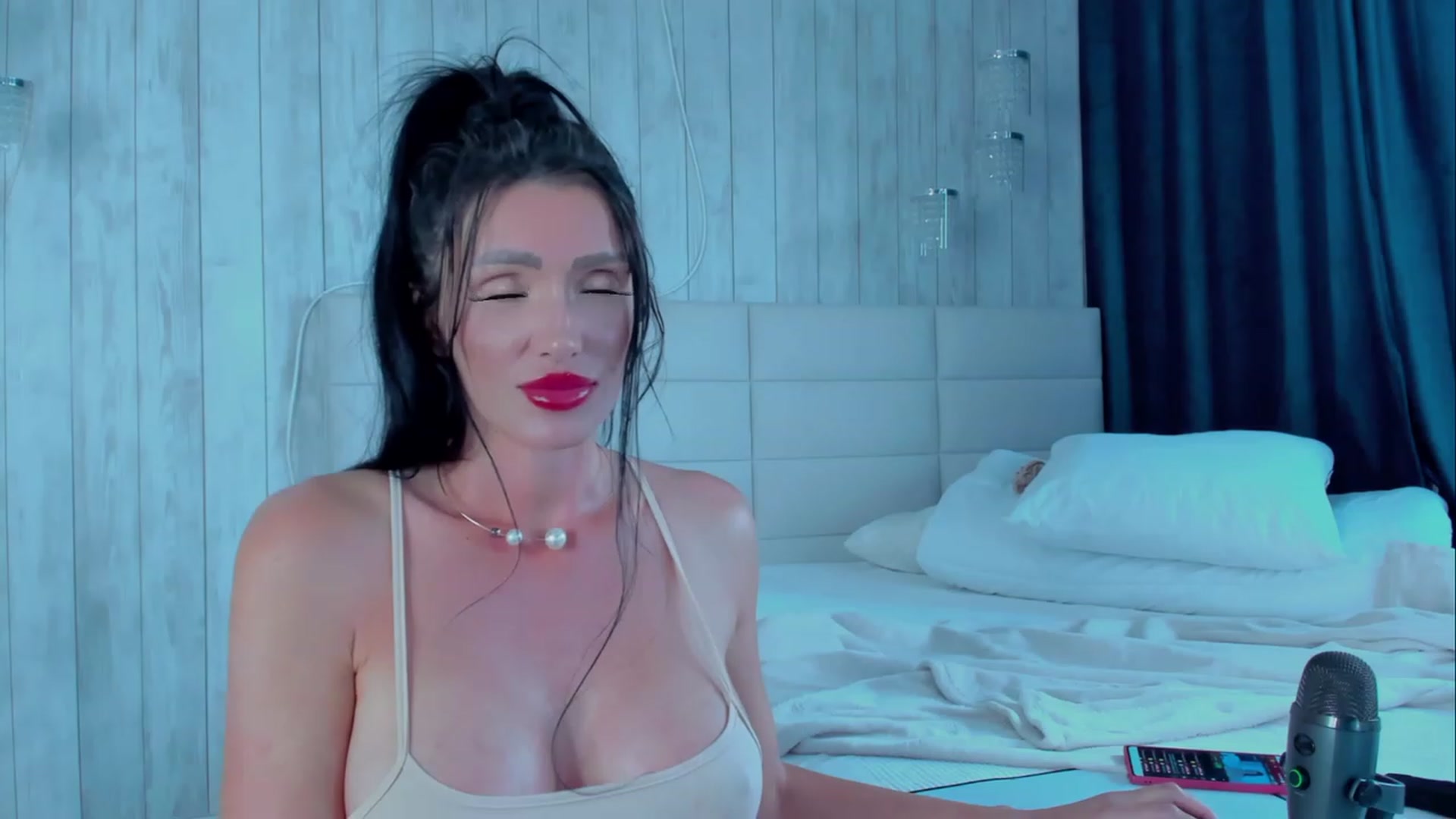 Gallery image thumbnail from Muscle_Queen_'s myfreecams stream on, 05/31/2023, 17:26 image 4 of 20