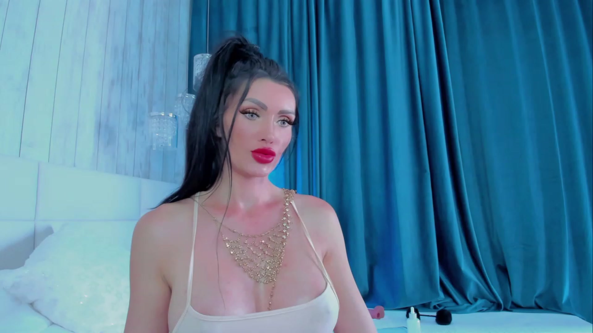 Gallery image thumbnail from Muscle_Queen_'s myfreecams stream on, 06/02/2023, 13:15 image 13 of 20