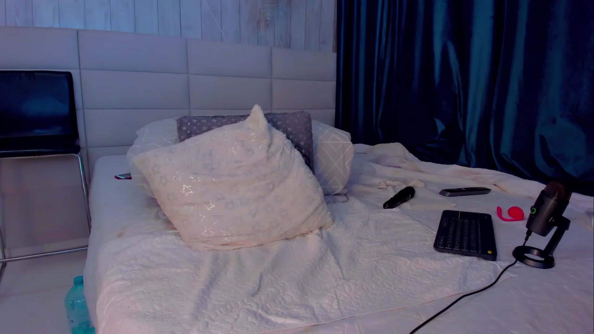 Gallery image thumbnail from Muscle_Queen_'s myfreecams stream on, 07/22/2023, 20:37 image 6 of 20