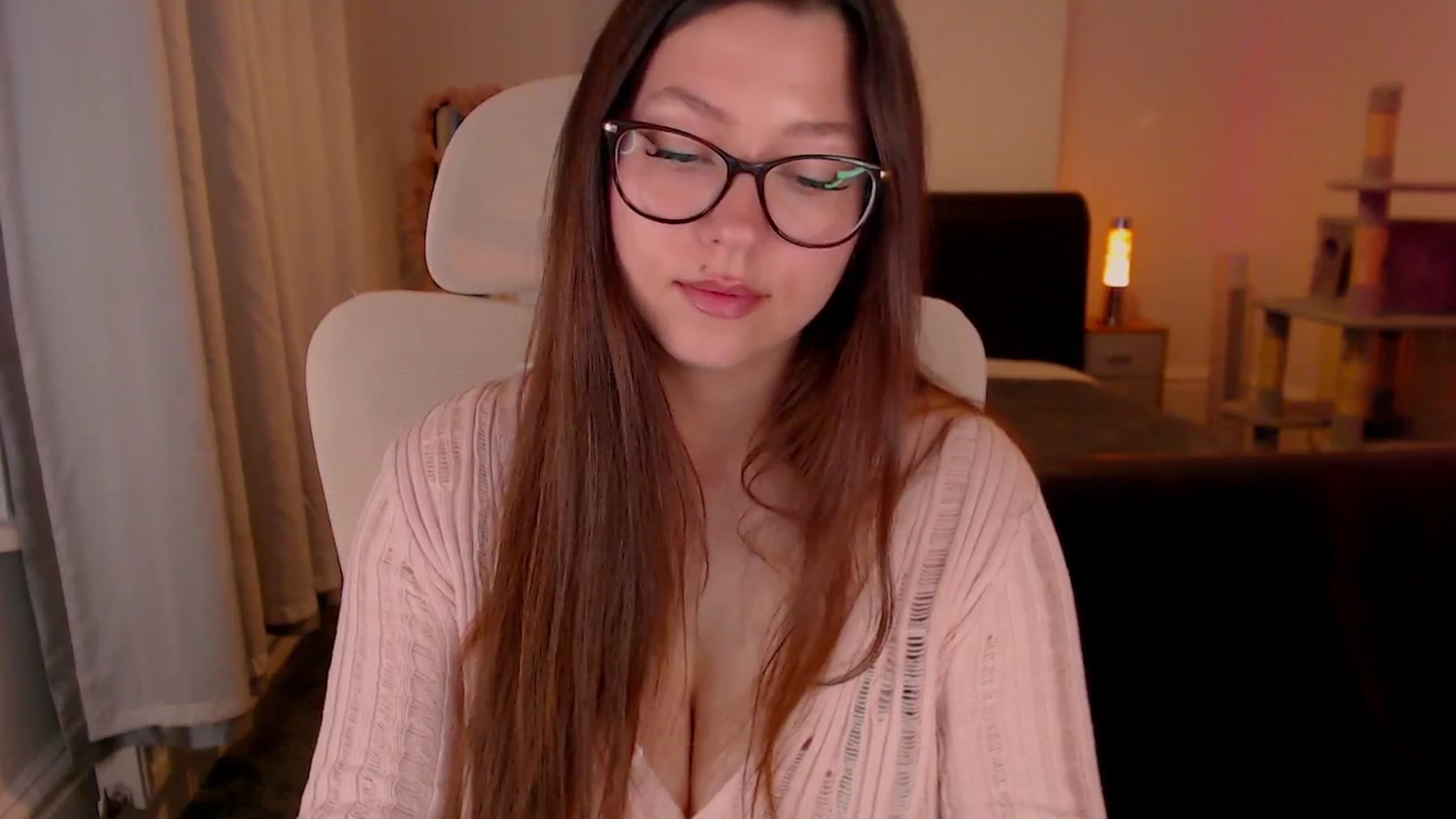 Gallery image thumbnail from MuseCTRL's myfreecams stream on, 07/29/2025, 19:16 image 16 of 20