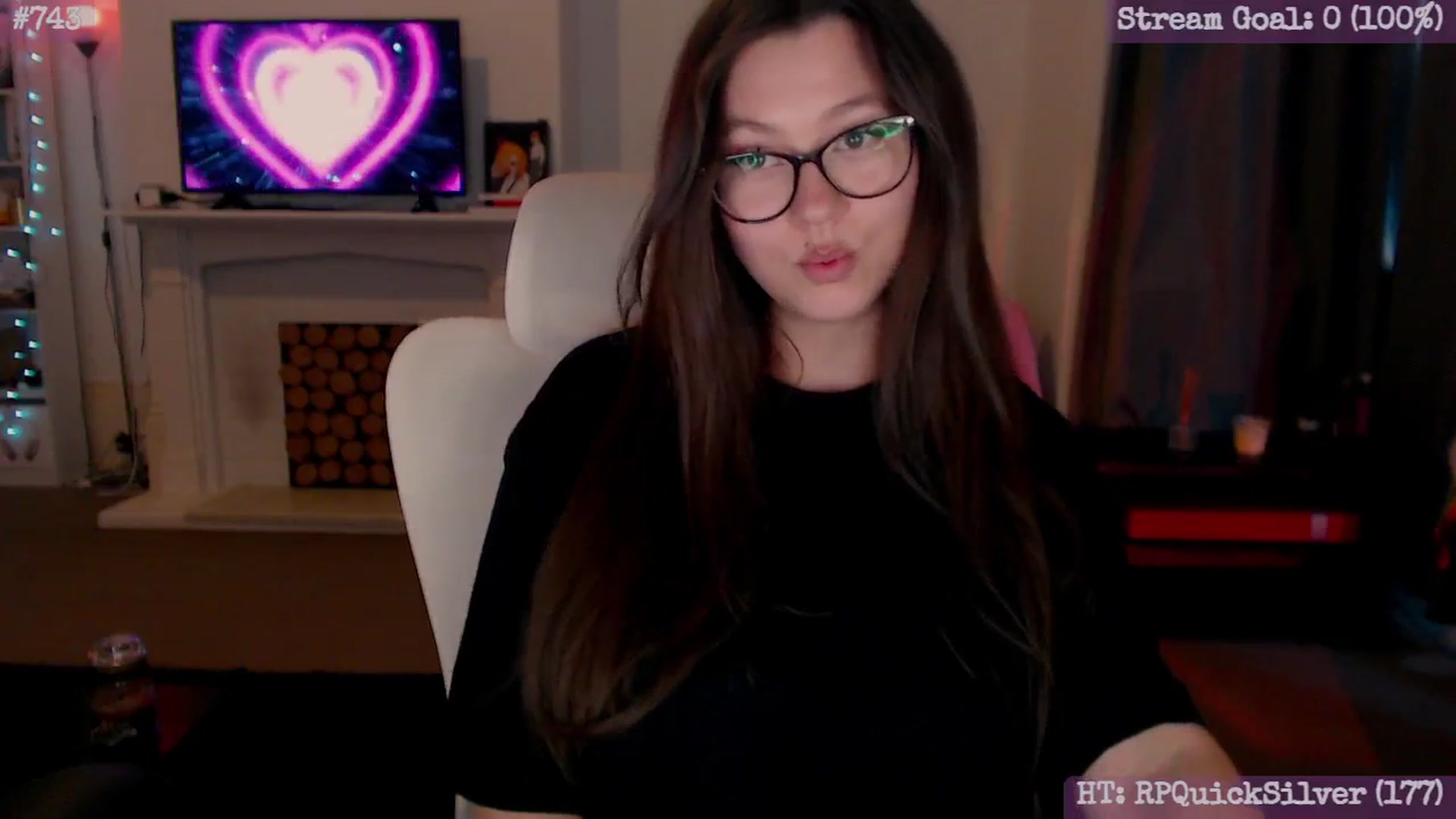 Gallery image thumbnail from MuseCTRL's myfreecams stream on, 08/12/2025, 19:34 image 8 of 20