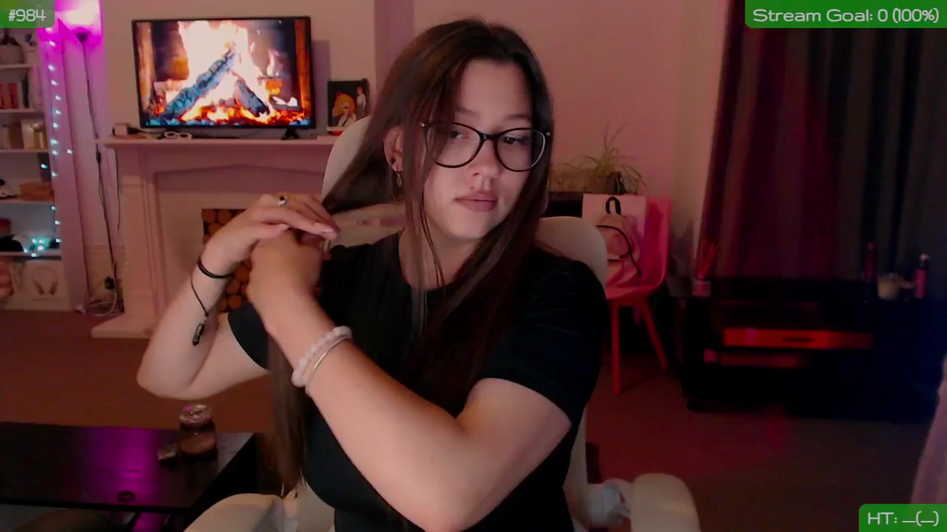Gallery image thumbnail from MuseCTRL's myfreecams stream on, 08/19/2025, 23:12 image 3 of 20