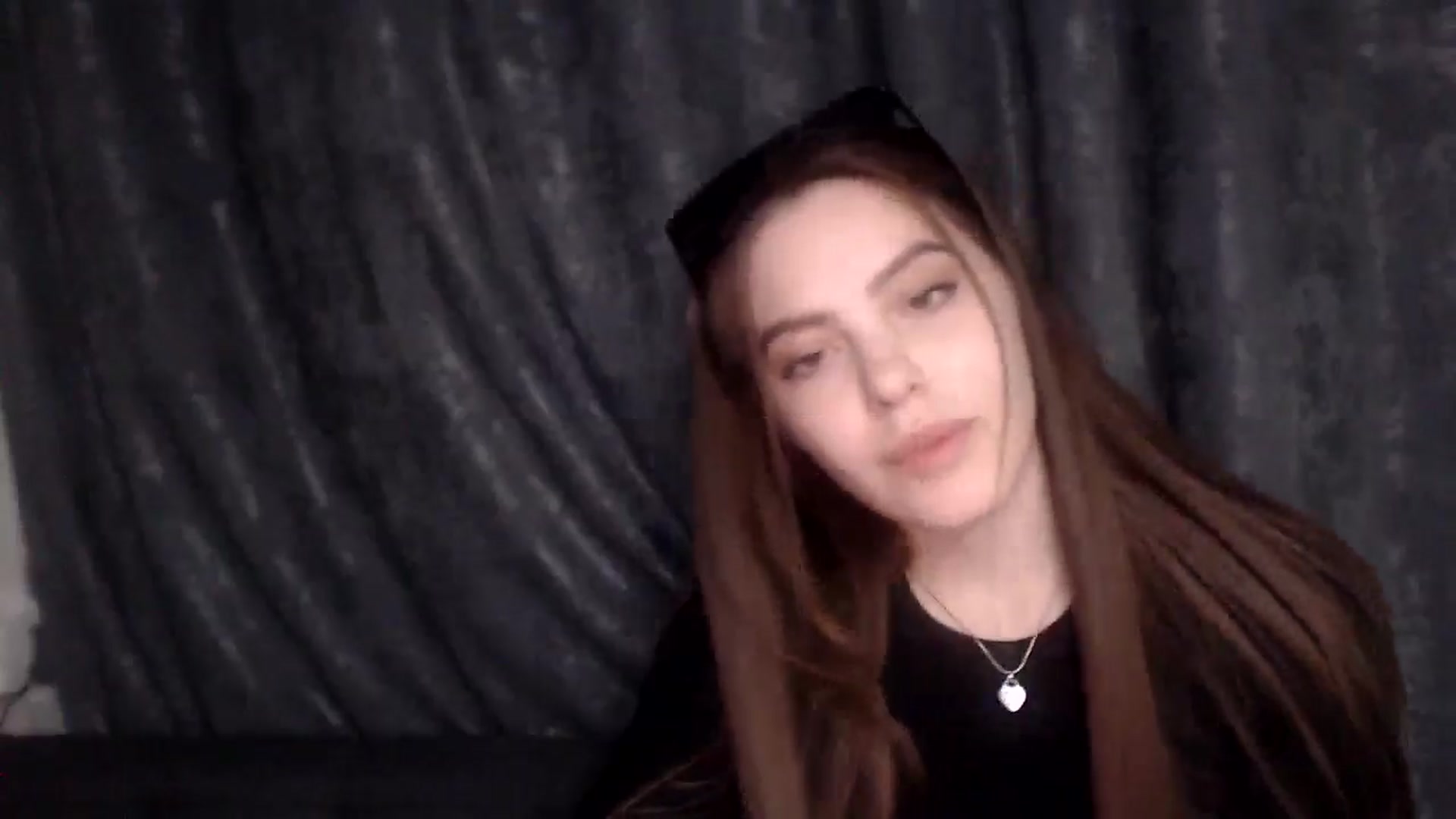 Gallery image thumbnail from MuseForYou_'s myfreecams stream on, 05/01/2025, 20:03 image 16 of 20