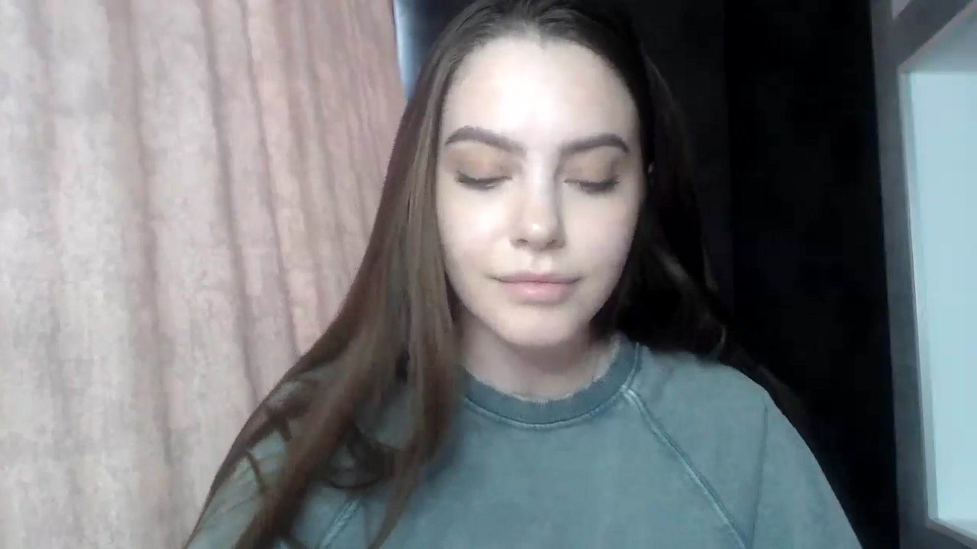 Gallery image thumbnail from MuseForYou_'s myfreecams stream on, 05/20/2025, 15:20 image 8 of 20