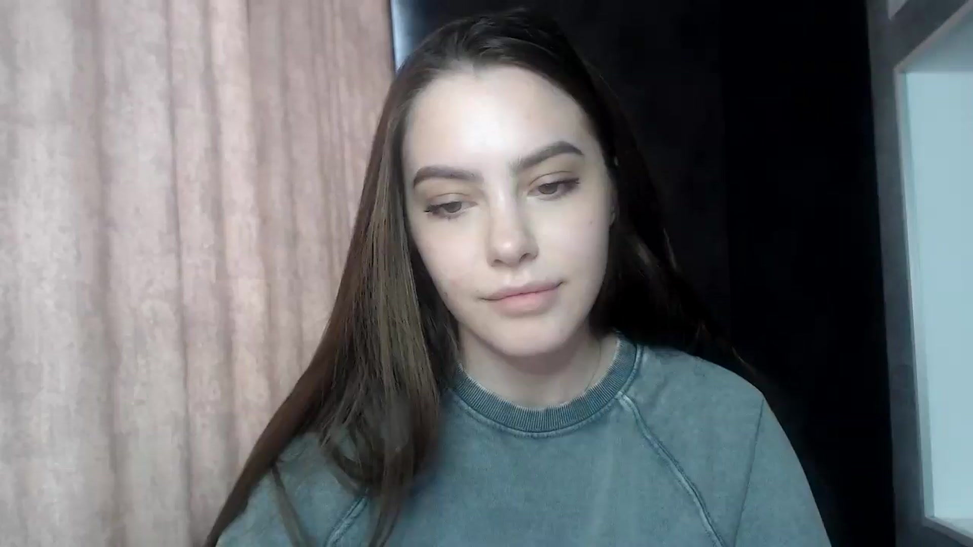 Gallery image thumbnail from MuseForYou_'s myfreecams stream on, 05/20/2025, 15:20 image 7 of 20