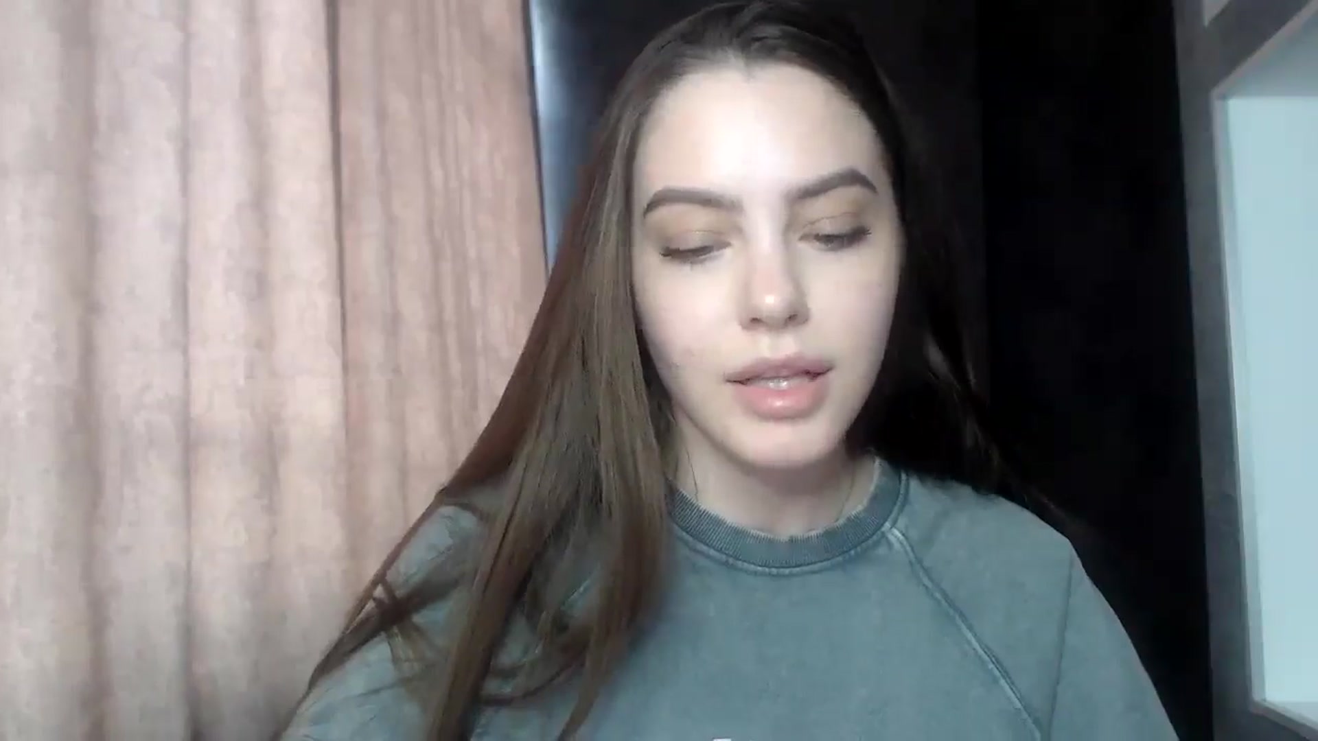 Gallery image thumbnail from MuseForYou_'s myfreecams stream on, 05/20/2025, 15:20 image 9 of 20
